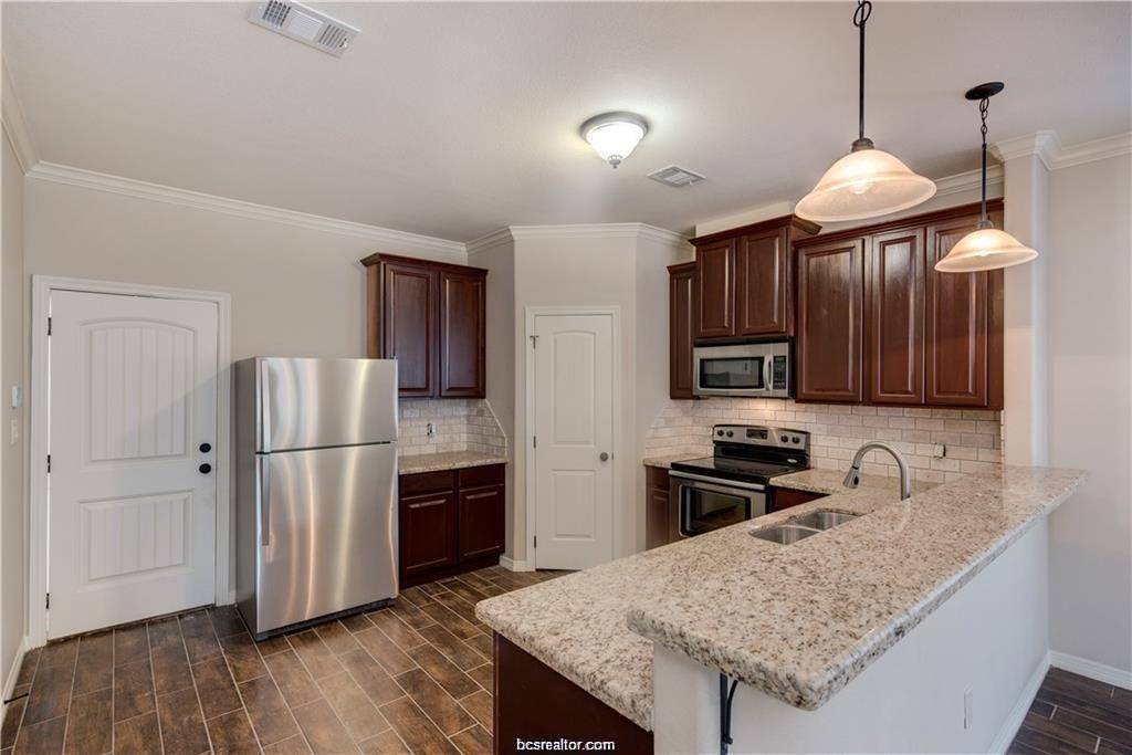College Station, TX 77840,304 Cooner ST
