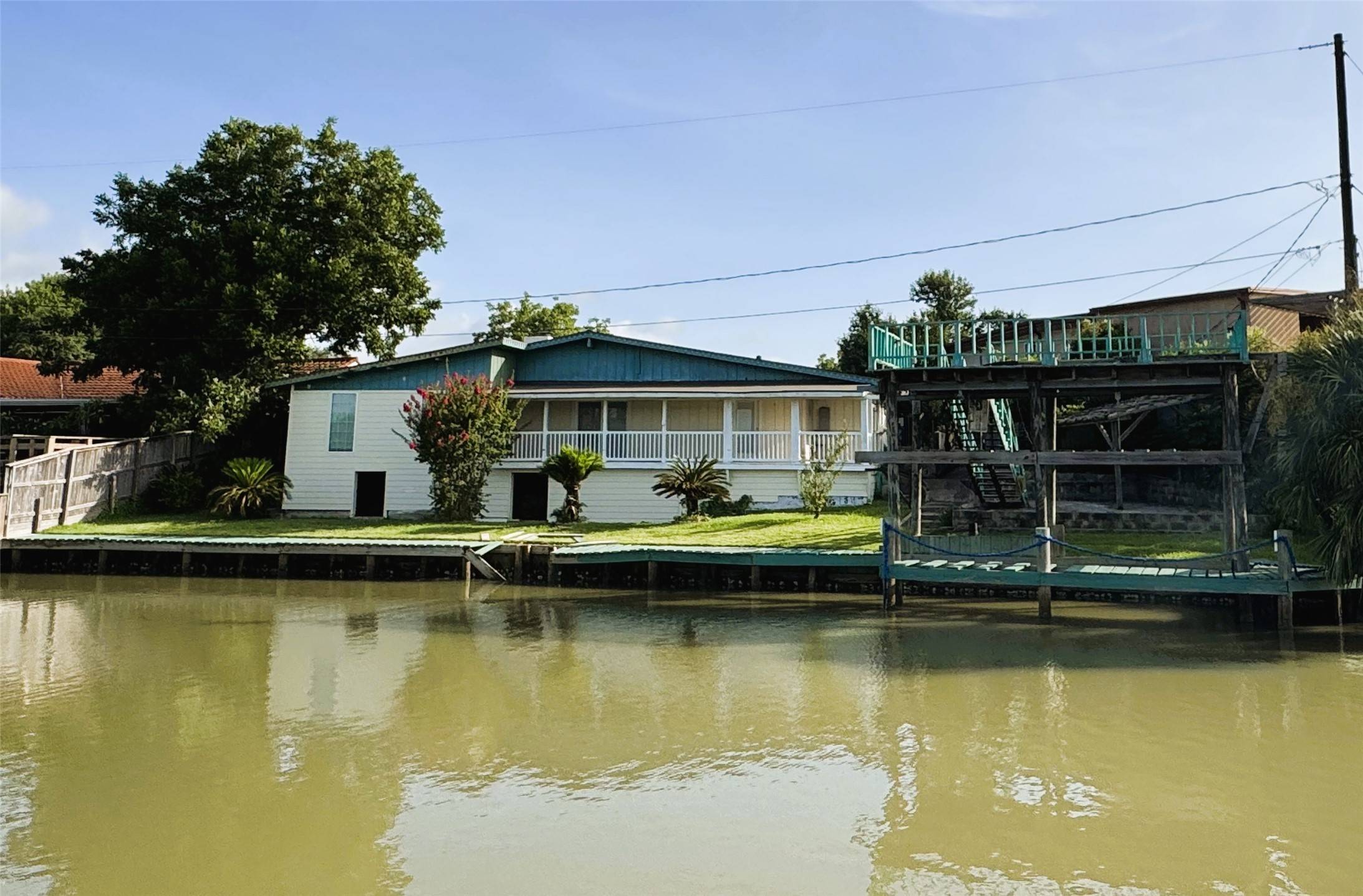 Baytown, TX 77520,27 Marlin LN