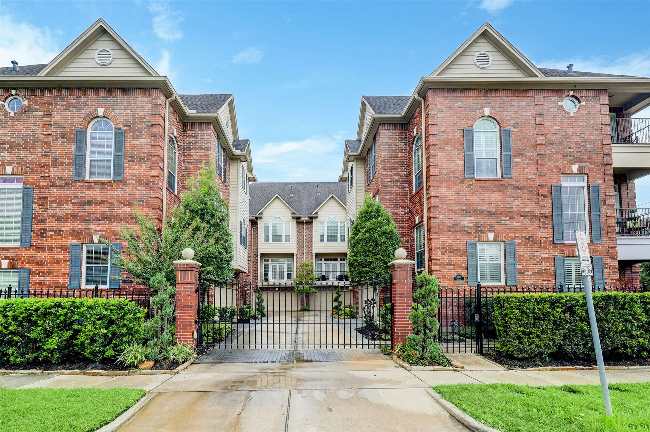 Houston, TX 77019,1004 Stanford ST #A