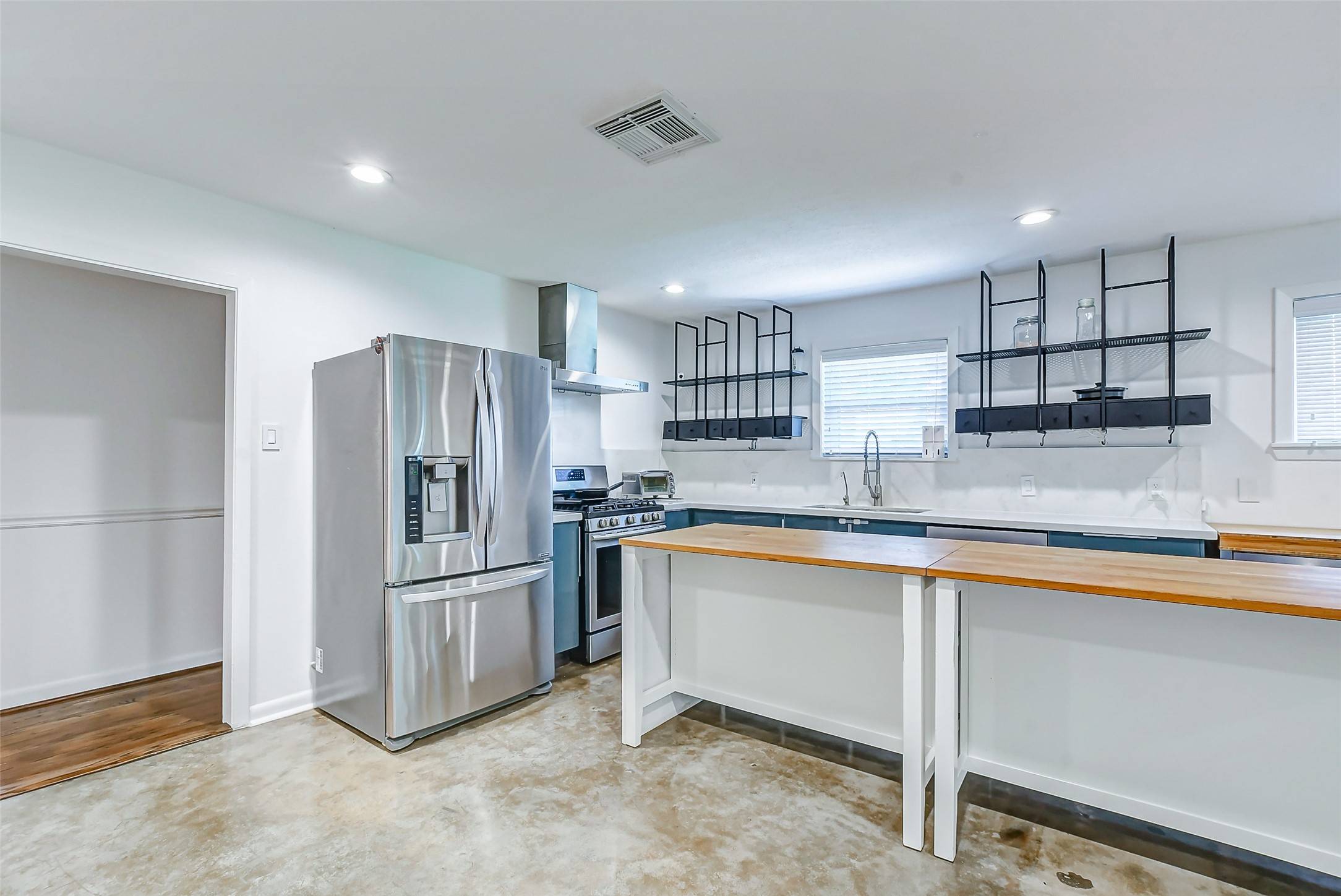 Houston, TX 77043,1202 Shadeland DR