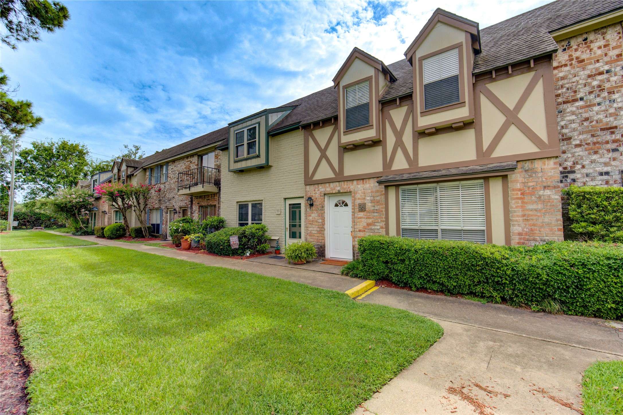 Houston, TX 77079,14719 Barryknoll LN #56