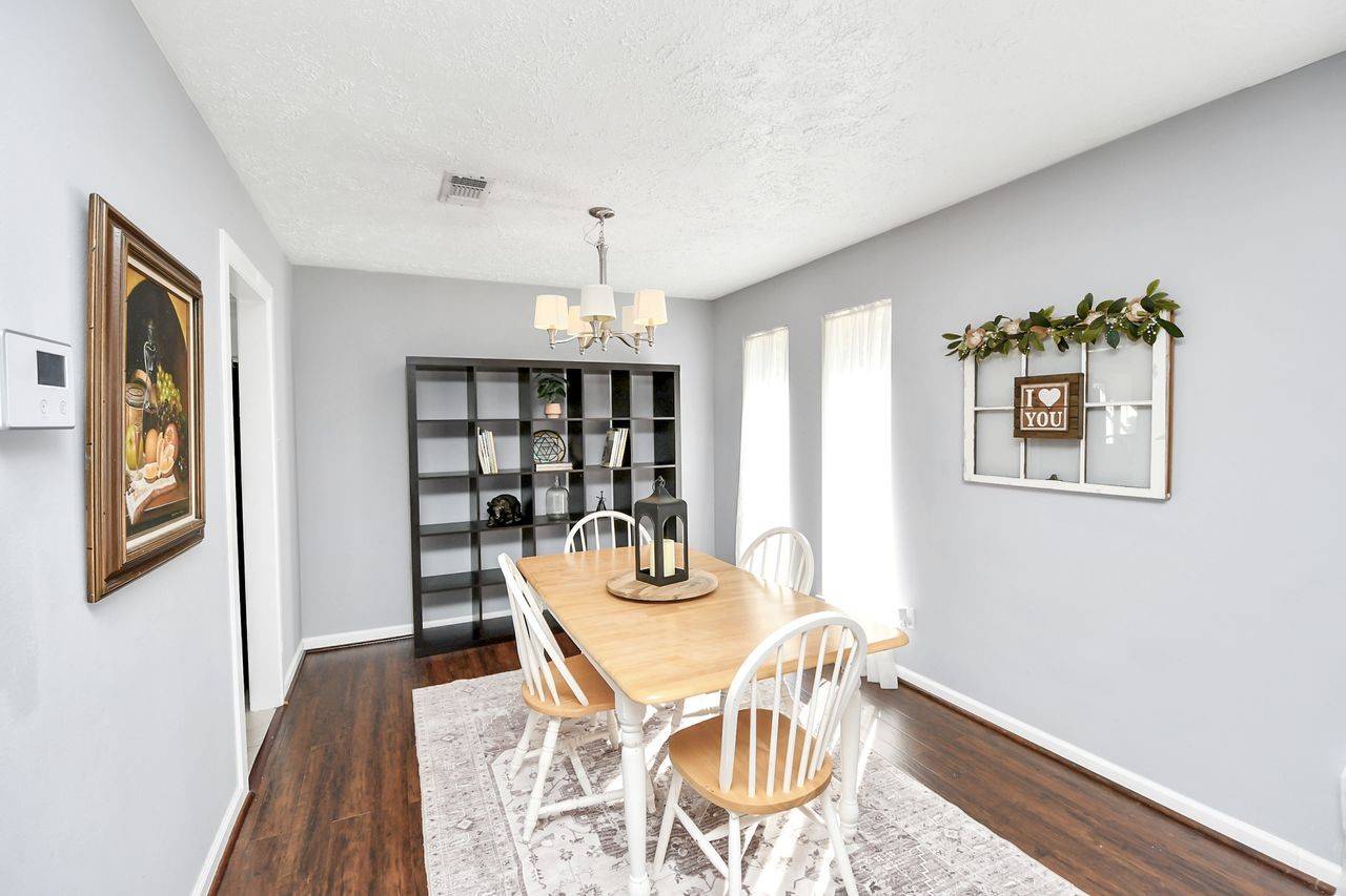 Houston, TX 77339,1971 Round Spring DR