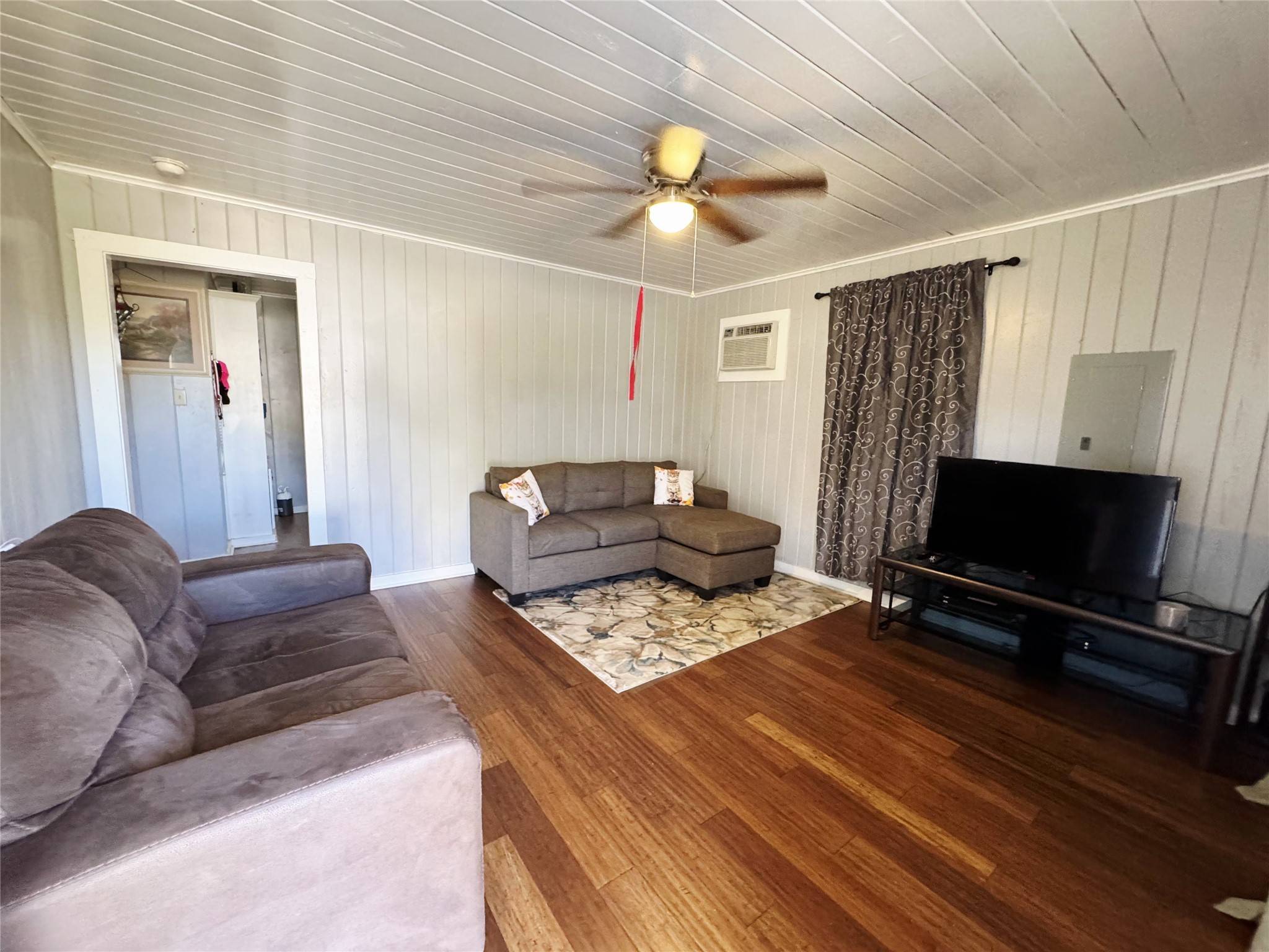 Livingston, TX 77351,915 Martin Luther King DR