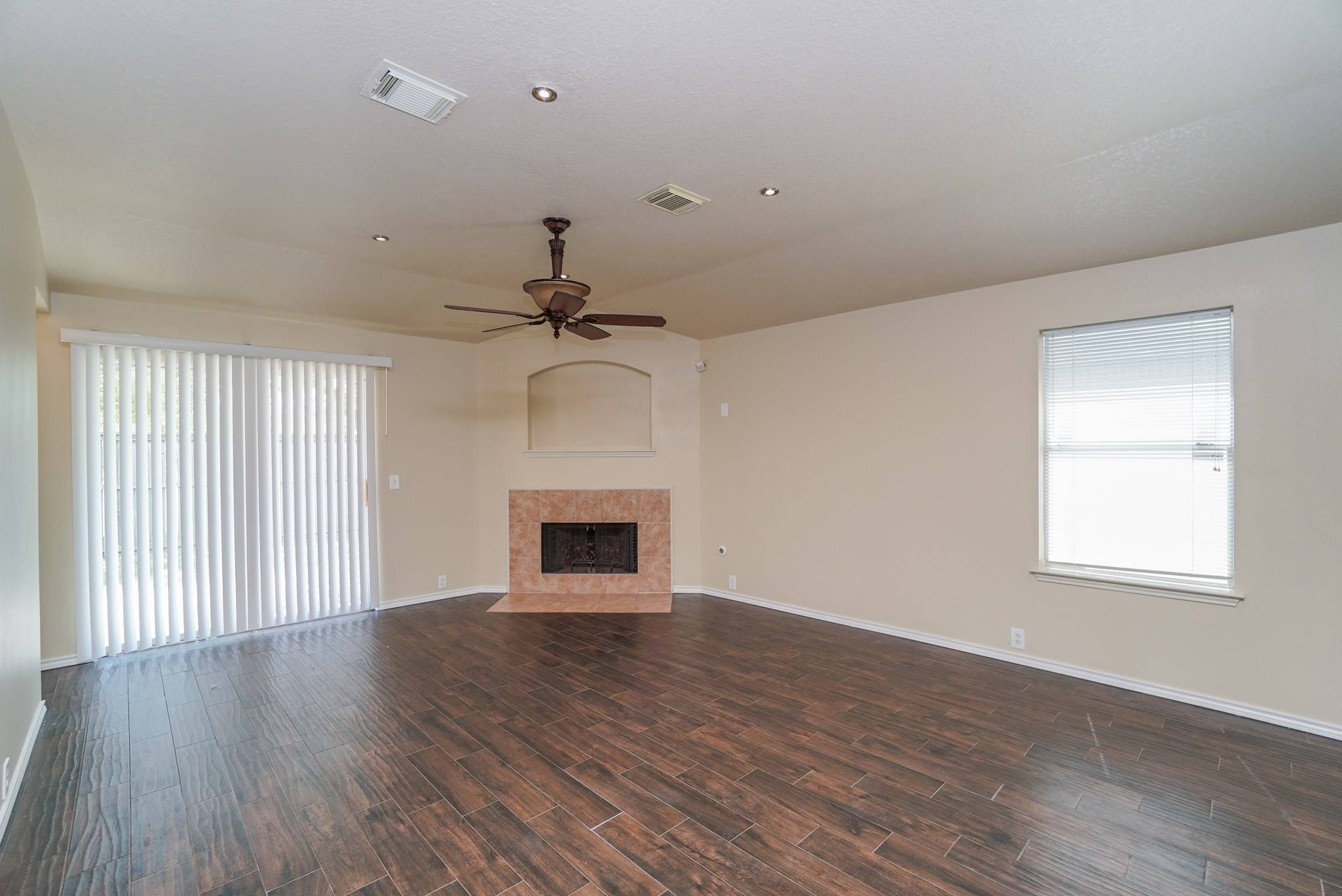 Katy, TX 77449,19215 Indian Stone LN