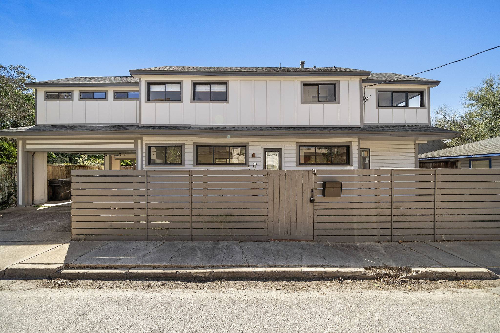 Houston, TX 77006,805 Damon CT