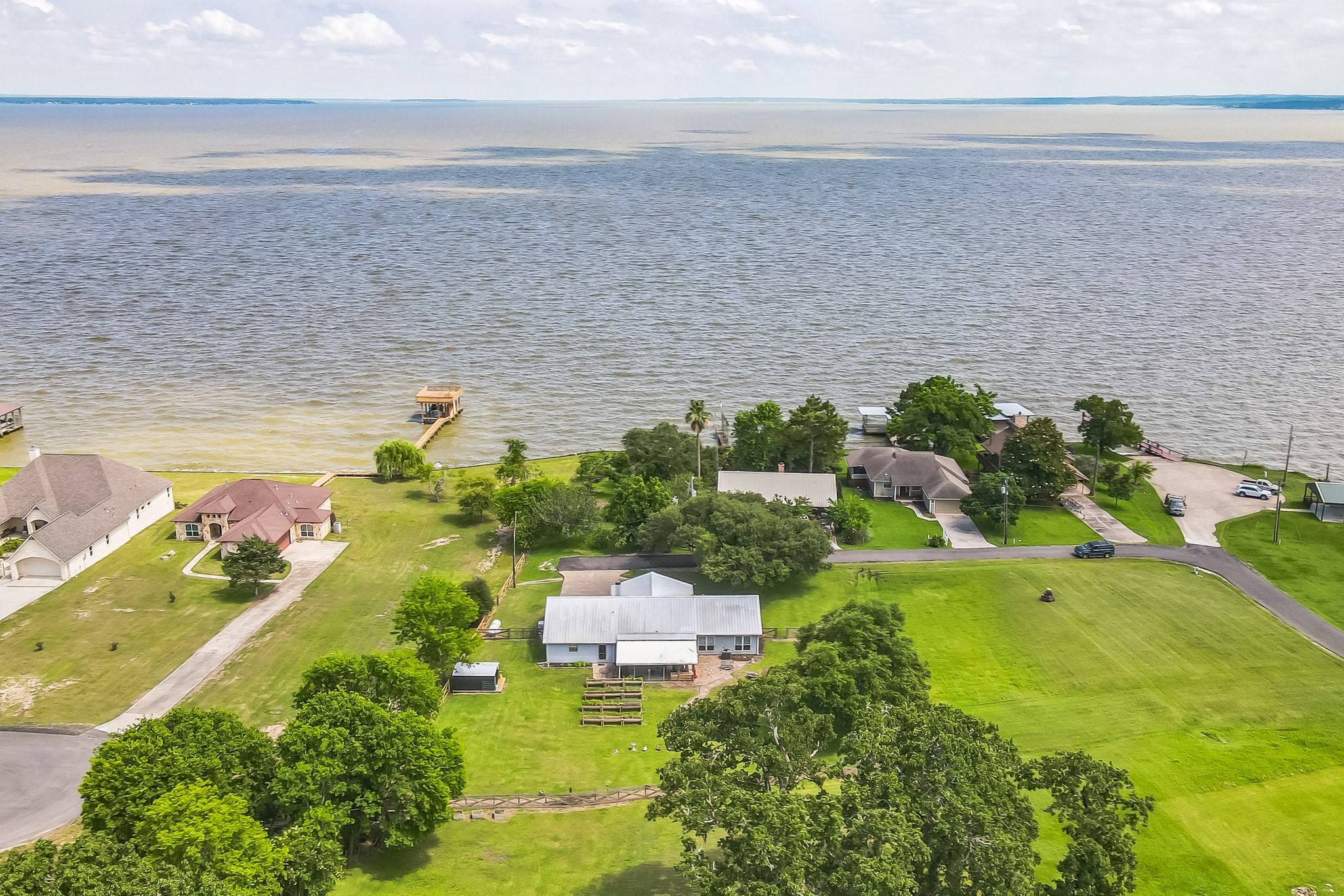 Point Blank, TX 77364,131 Park DR