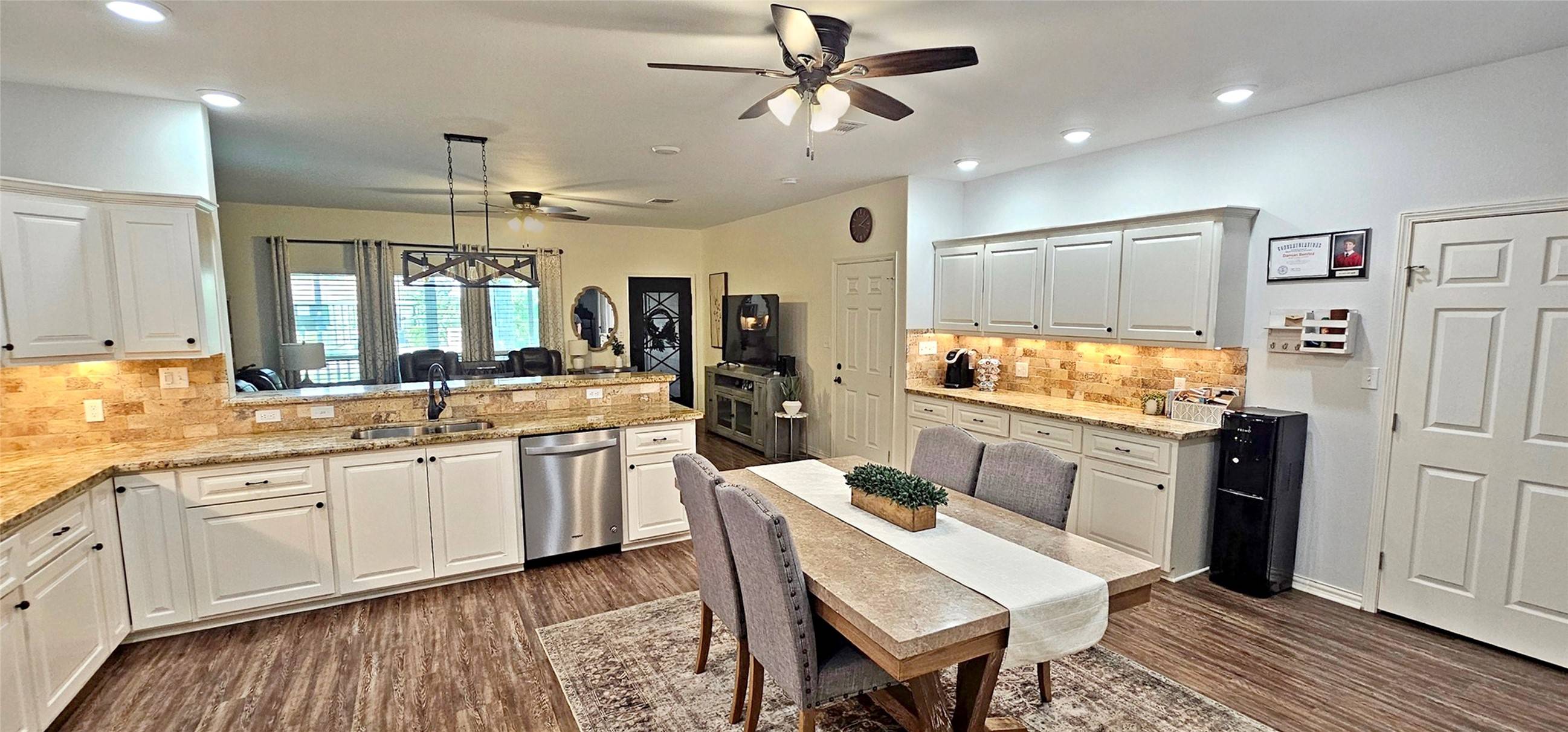 Columbus, TX 78934,201 Smith ST