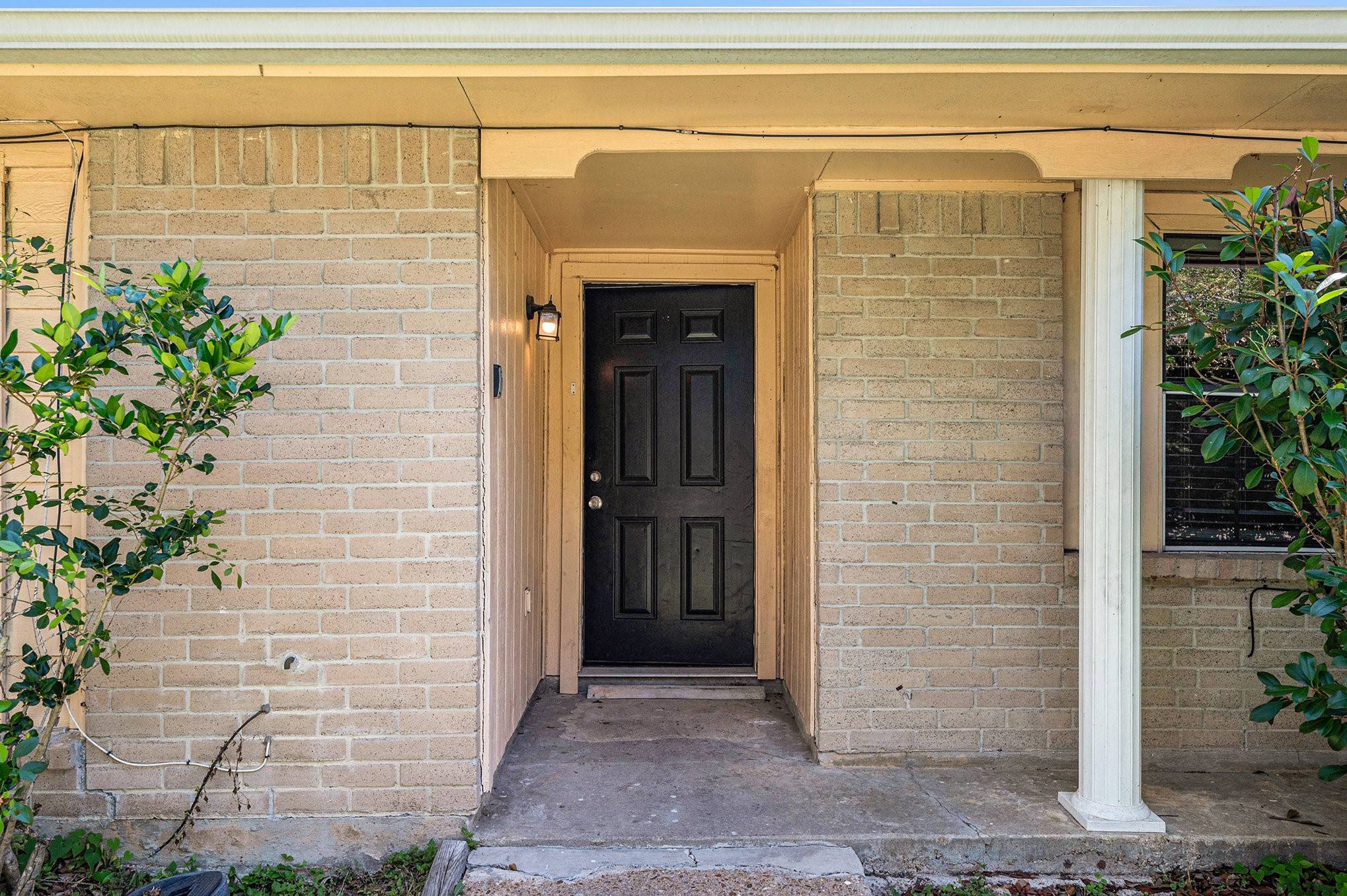 Houston, TX 77053,16243 Knollridge CT
