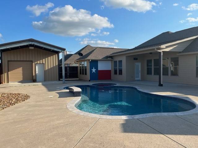 Hamshire, TX 77622,15325 Cliff ST