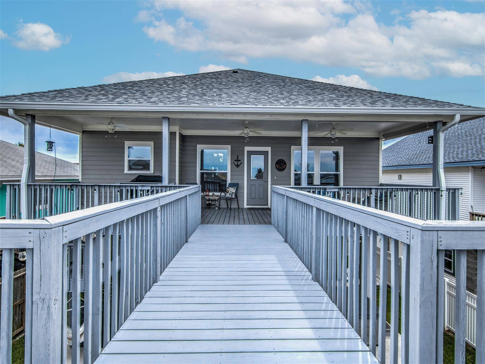 Bayou Vista, TX 77563,333 Ling ST