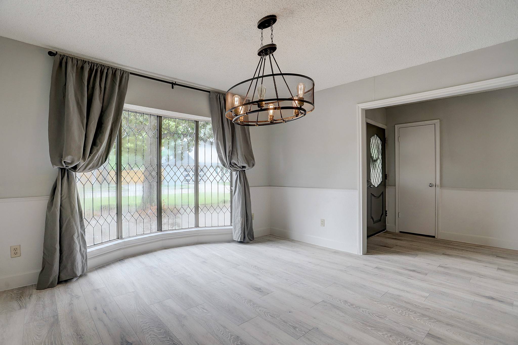 Spring Valley Village, TX 77055,1132 Fries RD