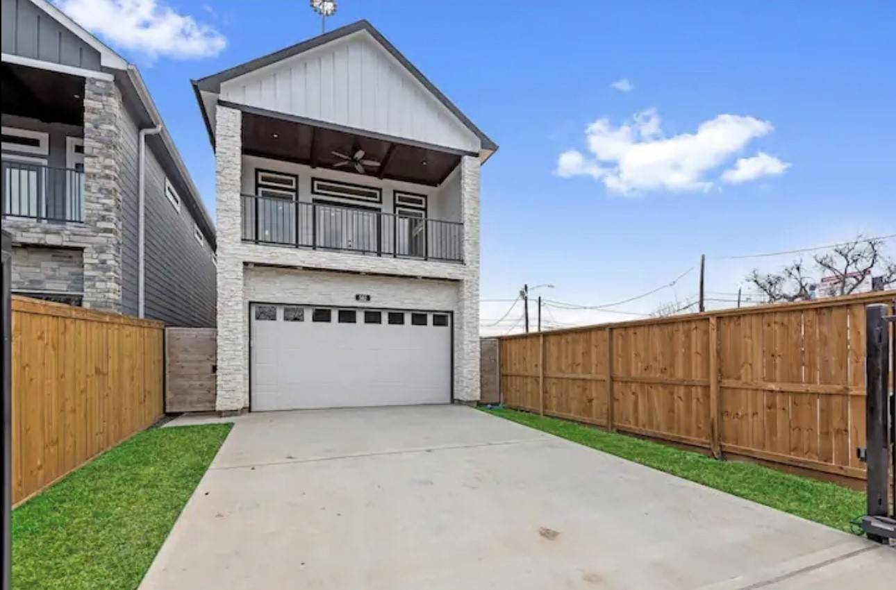 Houston, TX 77018,502 E 31st ST