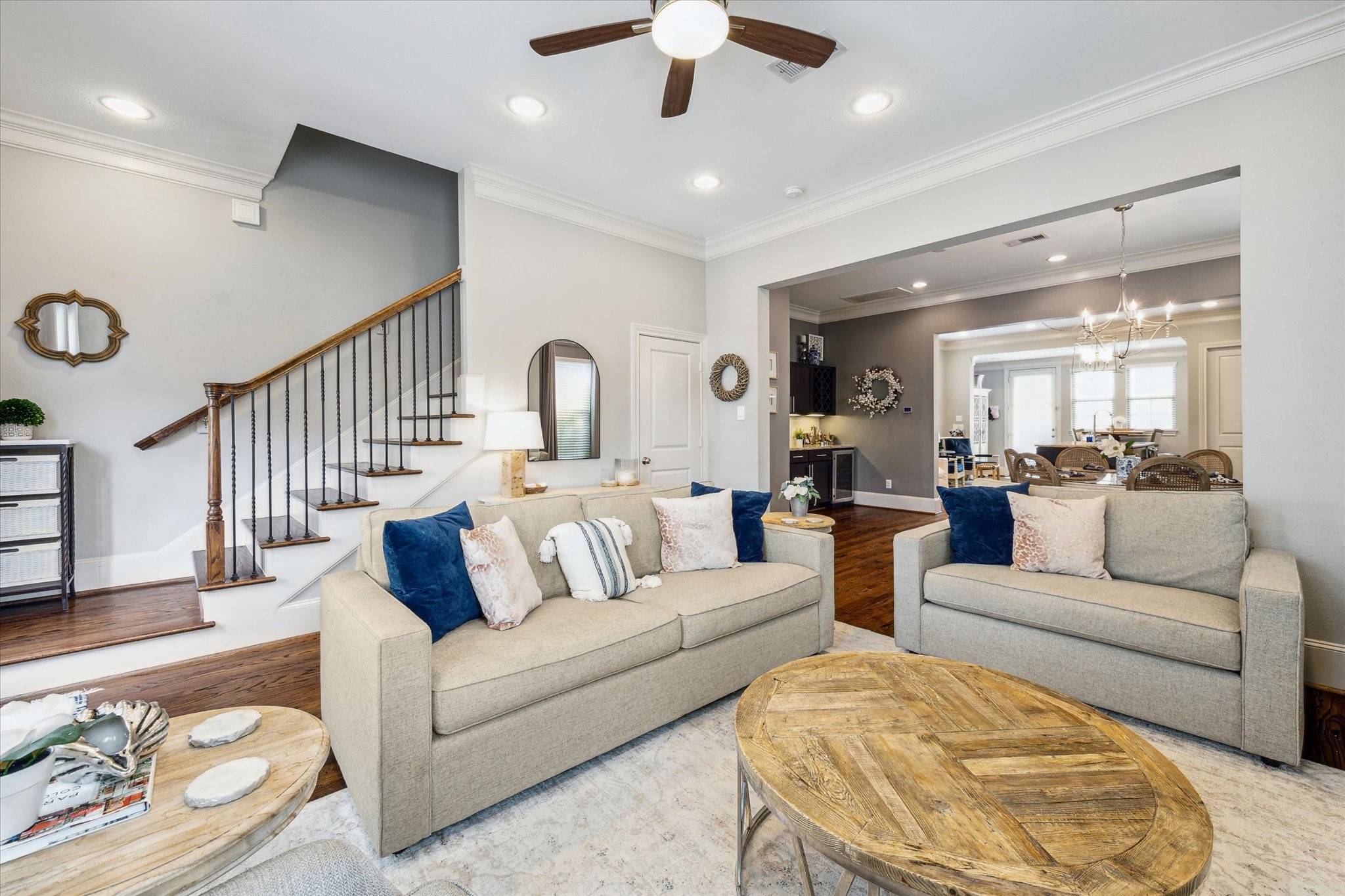 Houston, TX 77008,830 W 17th ST #B