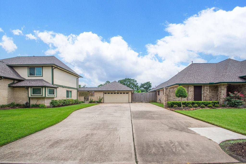 Pasadena, TX 77505,6310 Gleneagles DR