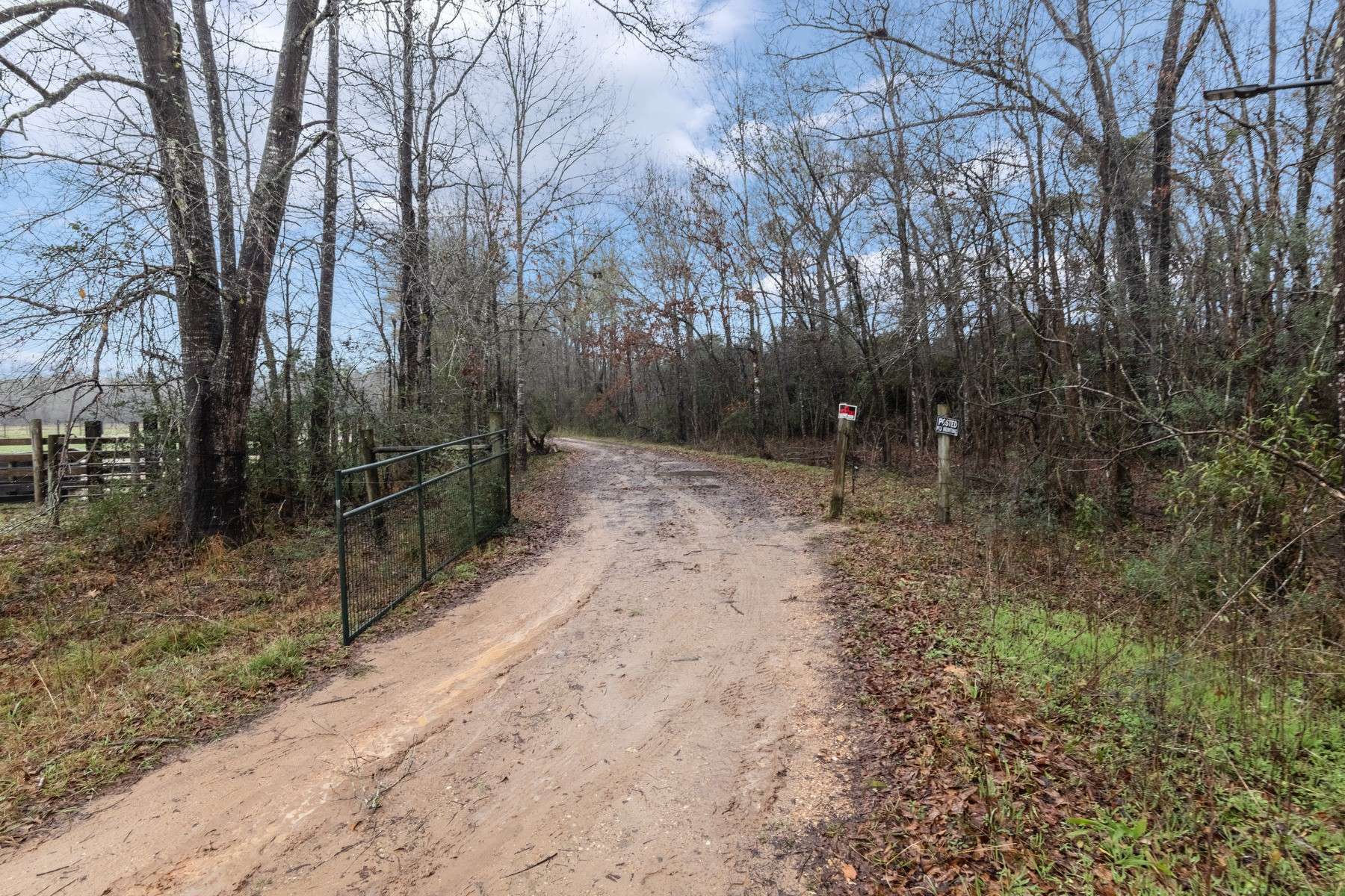 Shepherd, TX 77371,0 Wolfe Creek RD