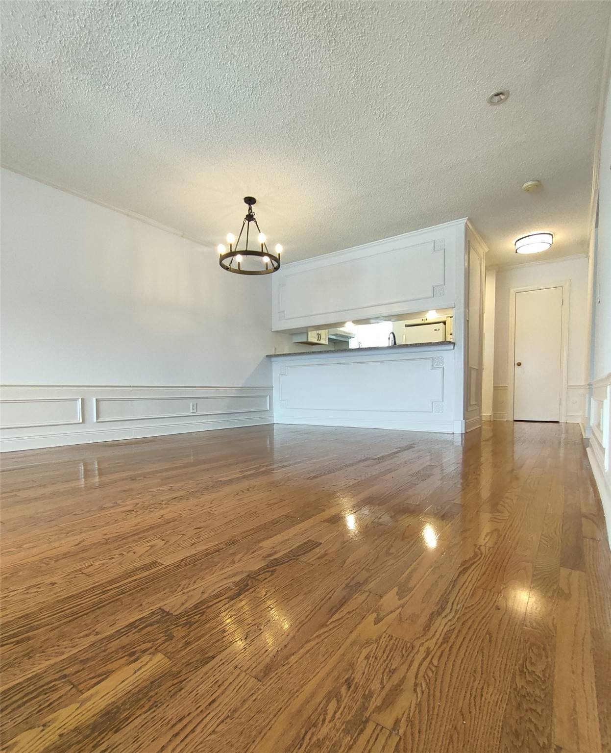 Houston, TX 77098,3131 Southwest FWY #49