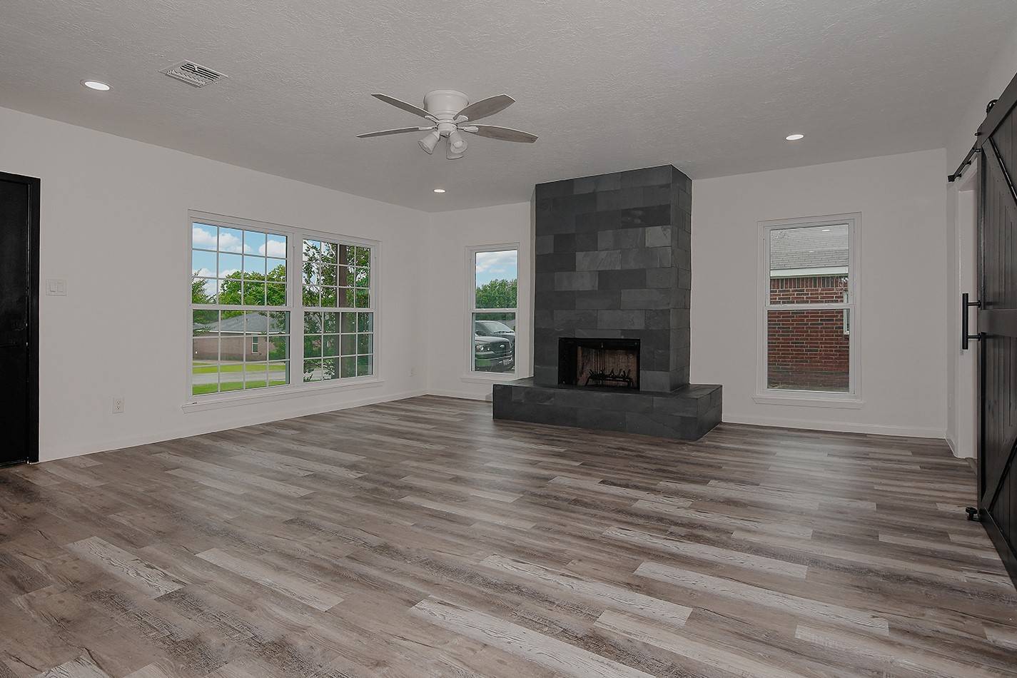 Willis, TX 77318,13150 Skyline DR