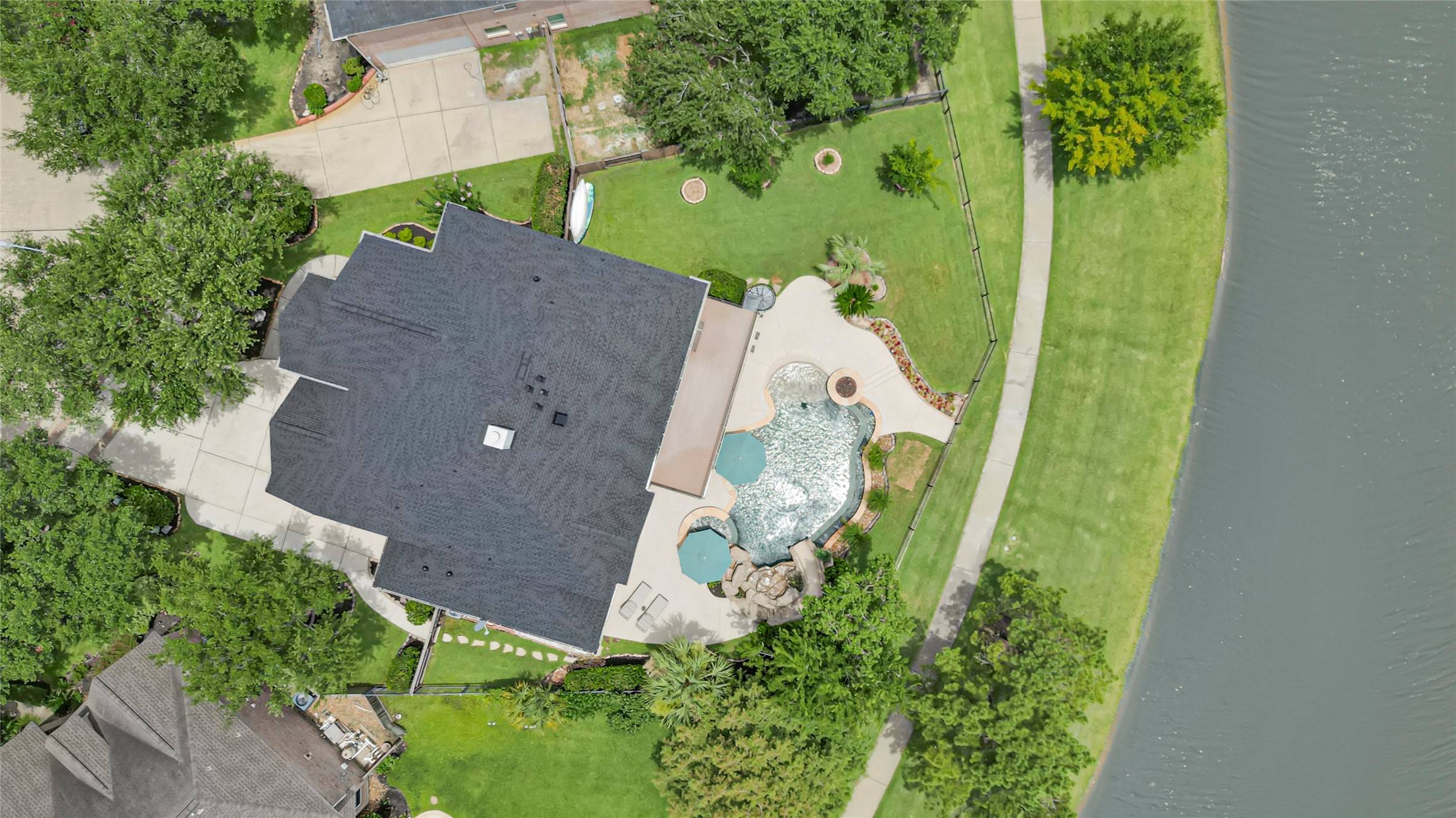 Katy, TX 77494,2006 Broken Branch CT