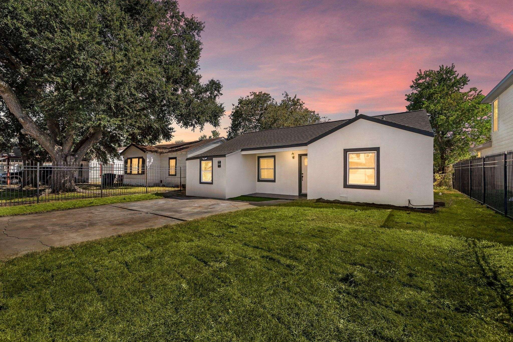 Houston, TX 77021,7109 Saint Augustine ST