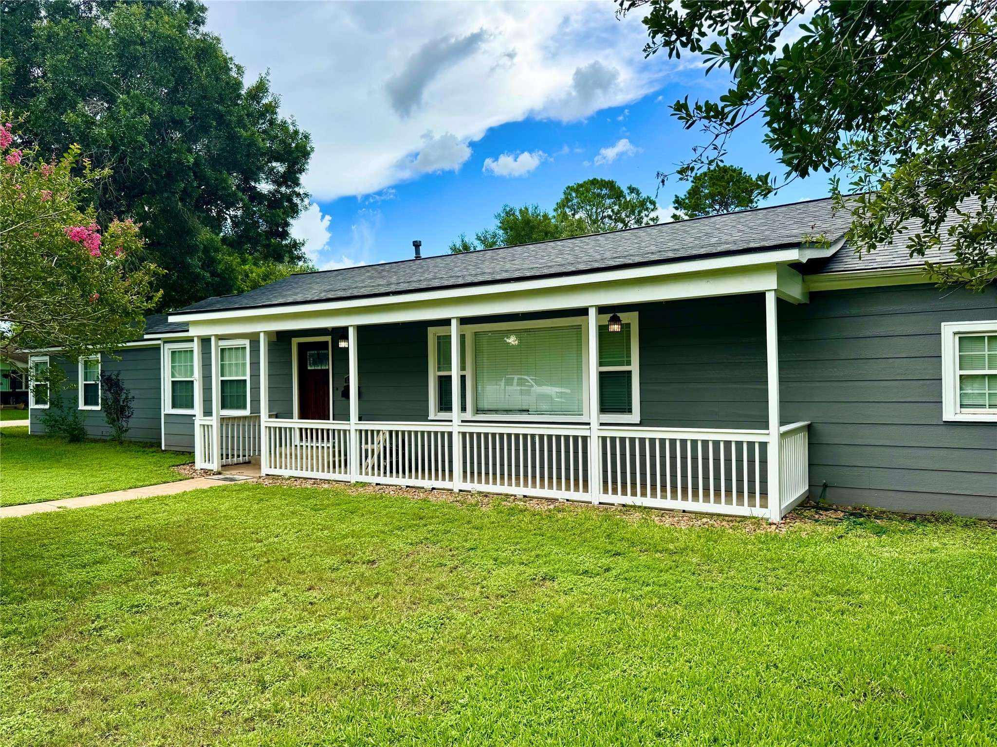 El Campo, TX 77437,1203 Yupon ST
