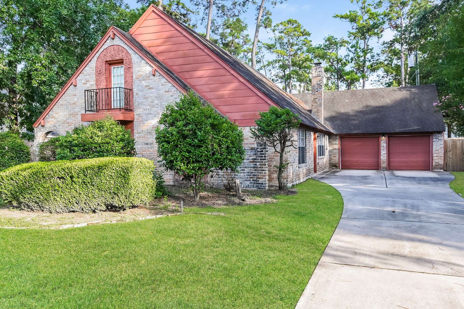 Houston, TX 77066,5911 Green Springs DR