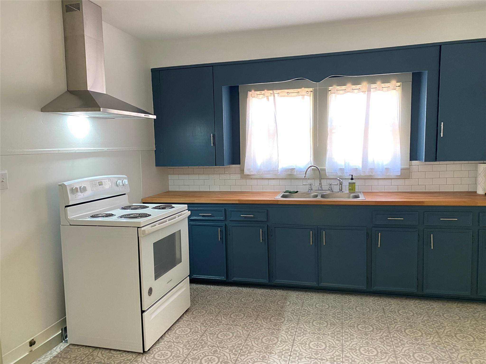 Sealy, TX 77474,826 Fowlkes ST