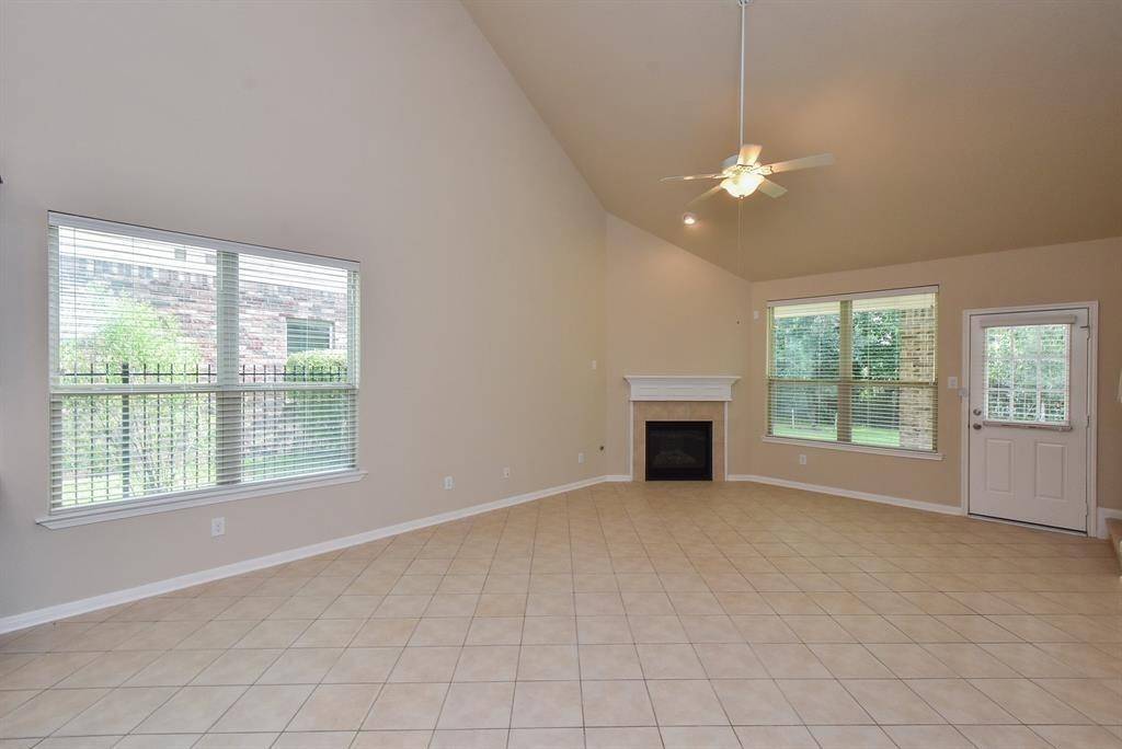 Tomball, TX 77375,18 Wood Drake PL