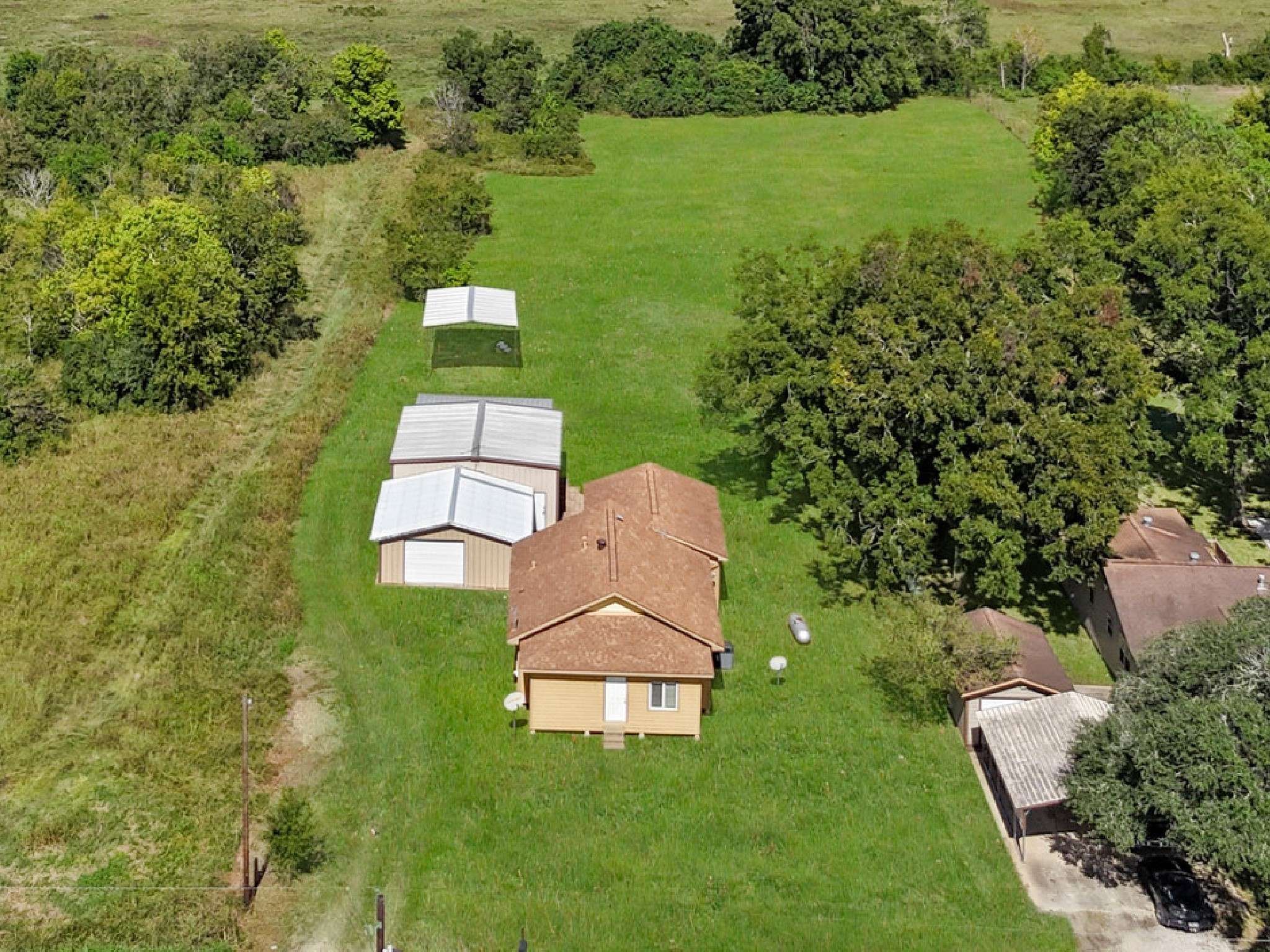 Boling, TX 77420,407 Ramon RD