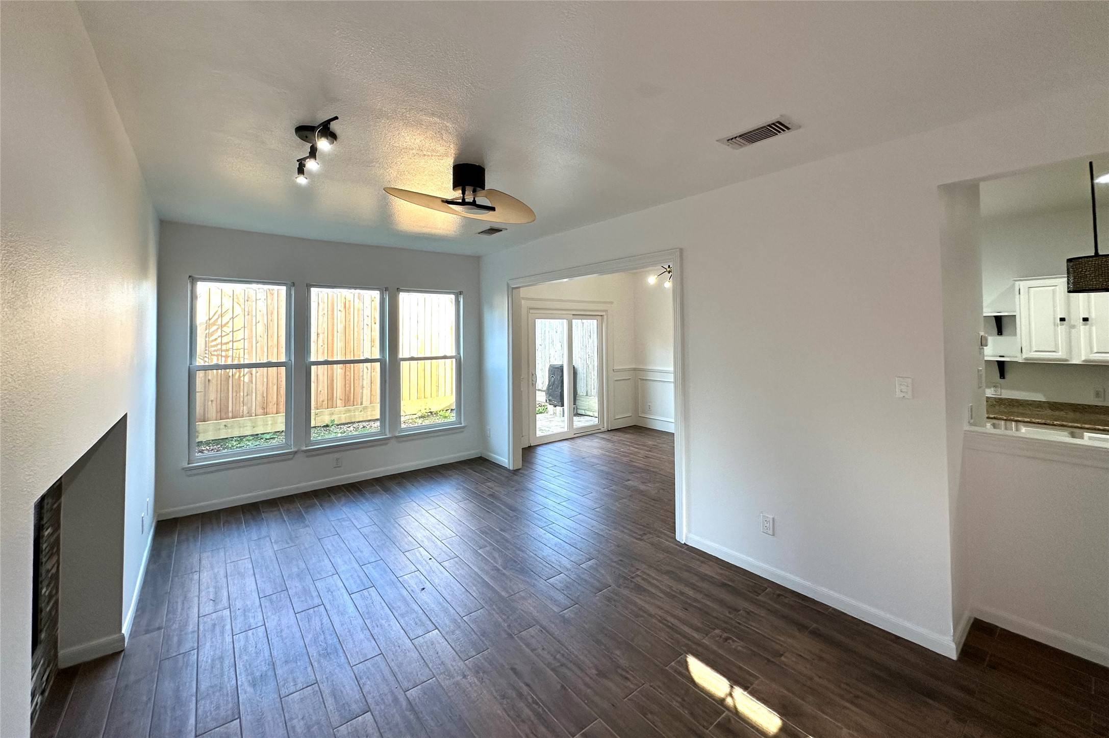Houston, TX 77009,2710 N Sabine ST #111