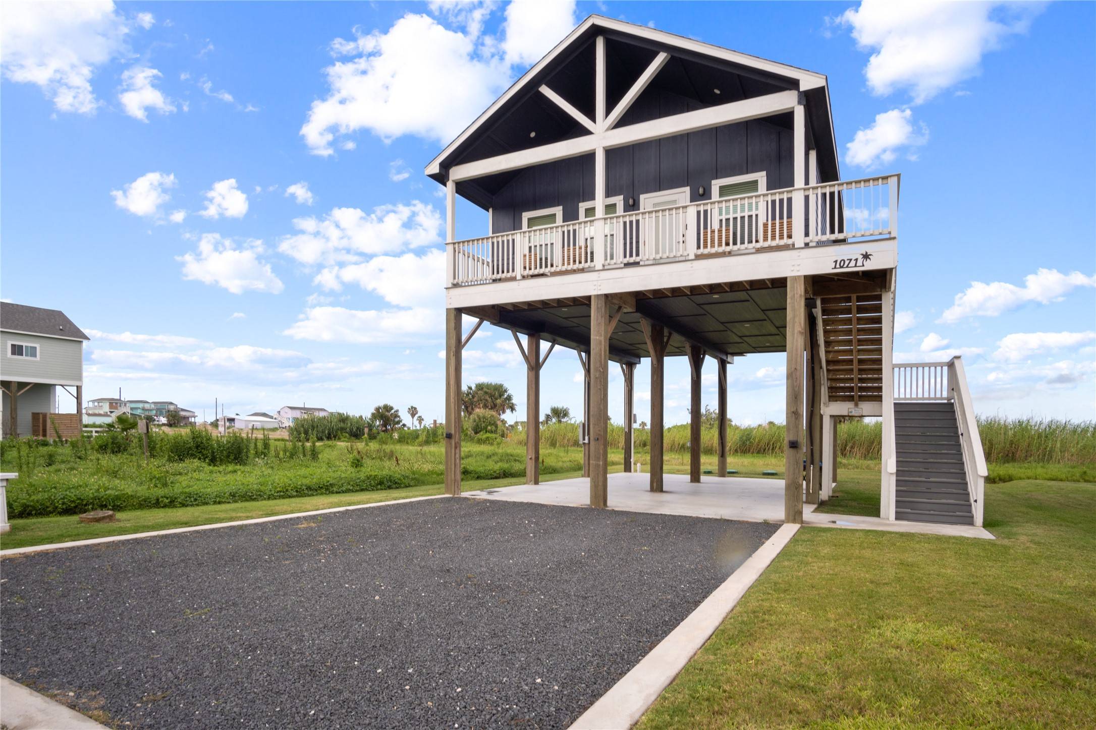 Gilchrist, TX 77617,1071 Shady LN