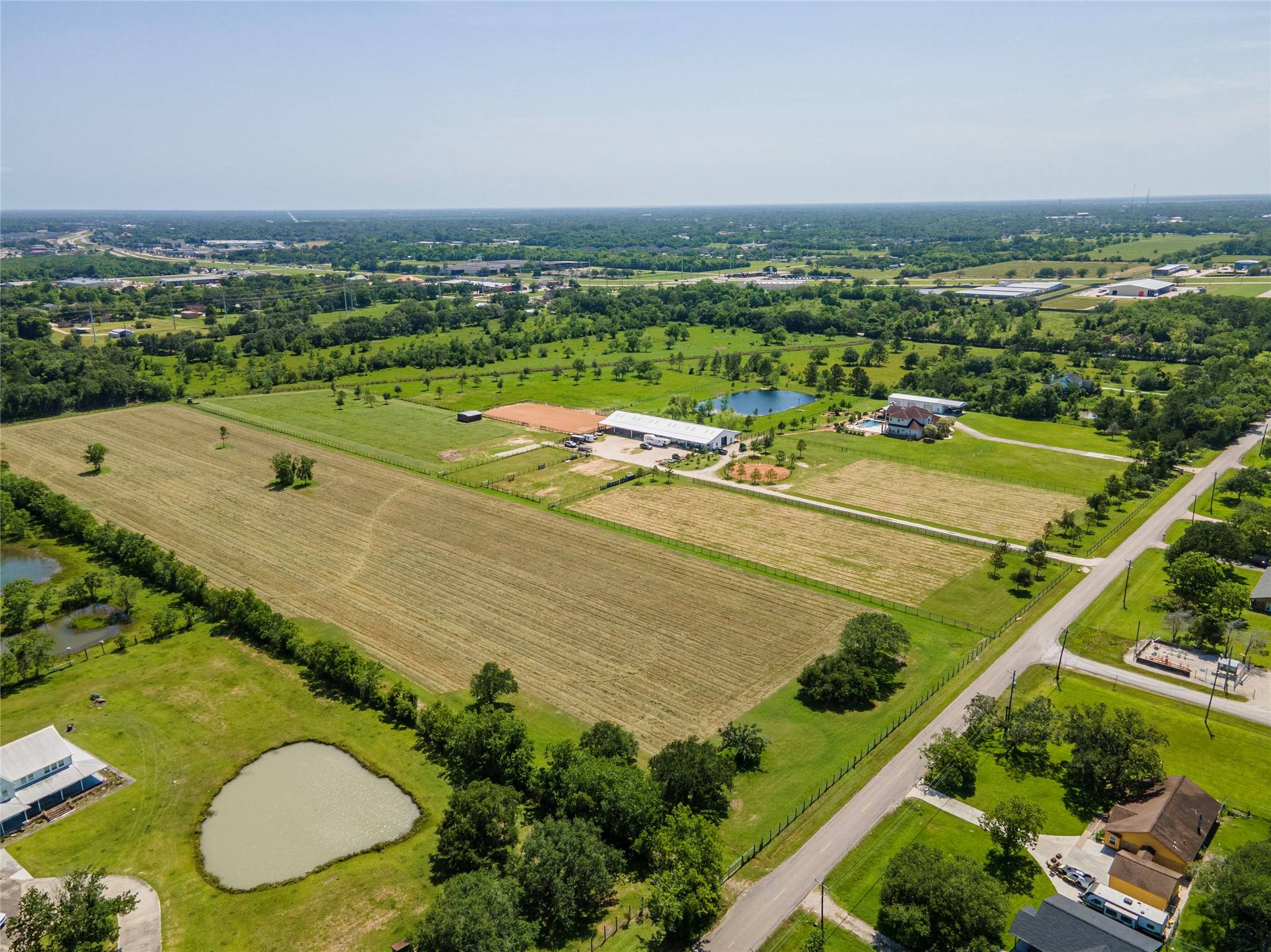 Alvin, TX 77511,2126 County Road 367