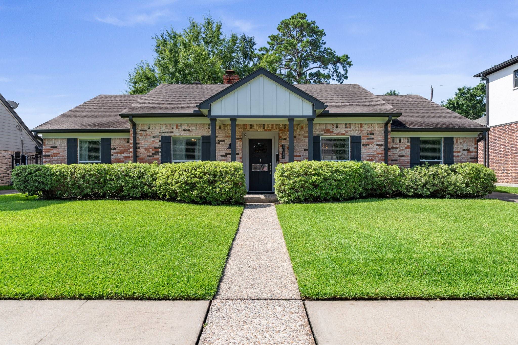 Houston, TX 77018,1011 Martin ST