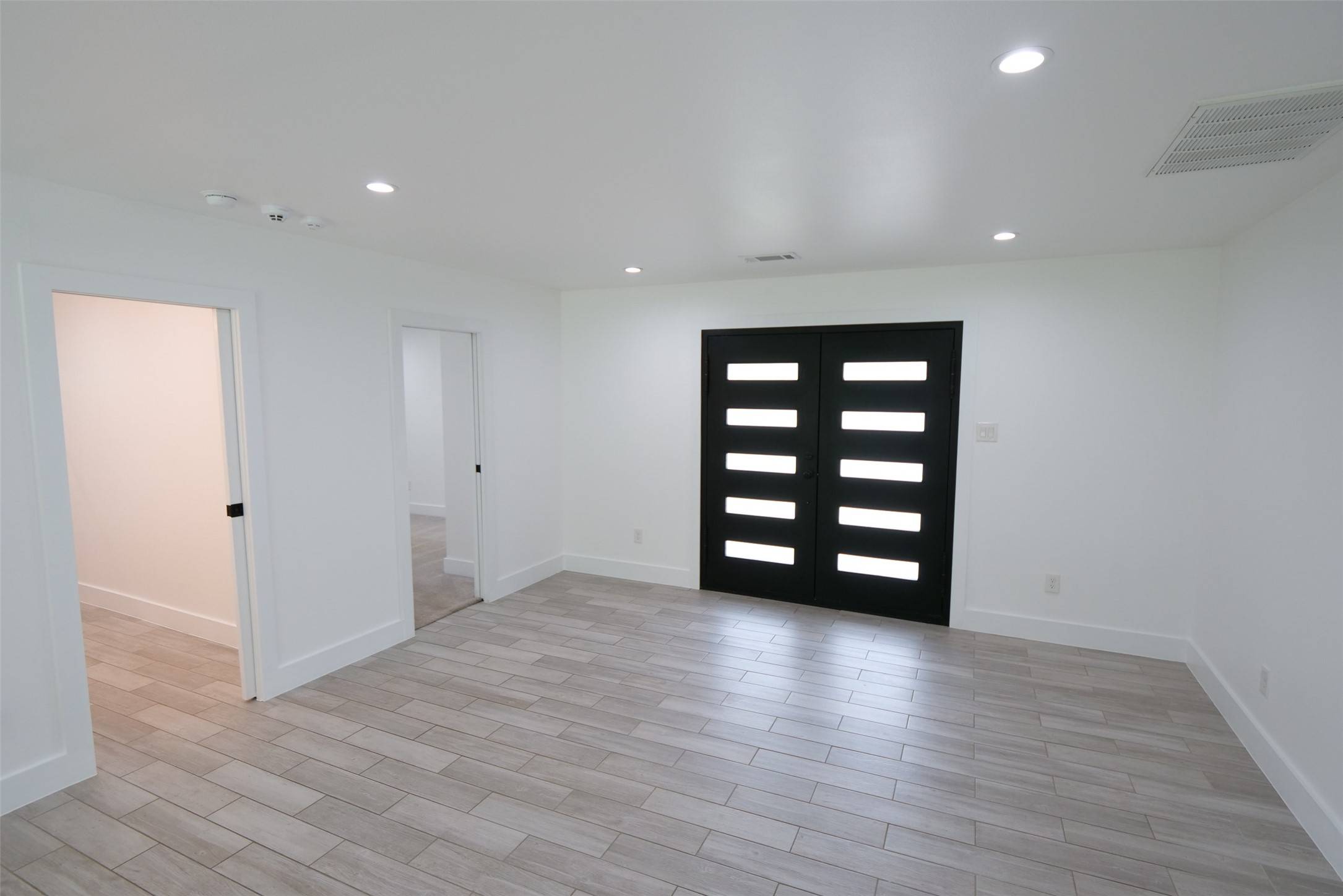Houston, TX 77018,2219 Chantilly LN