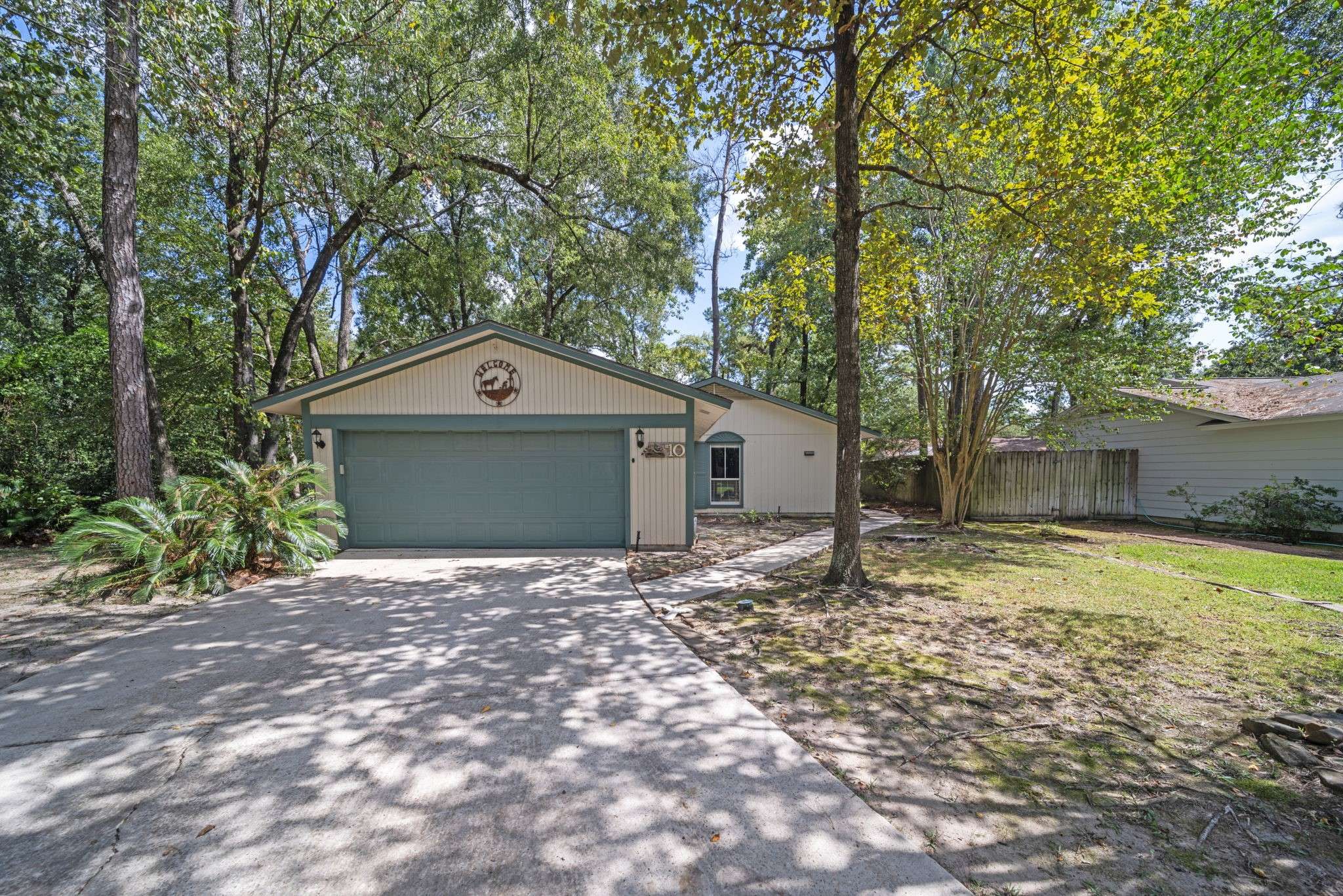 The Woodlands, TX 77380,10 Raccoon LN