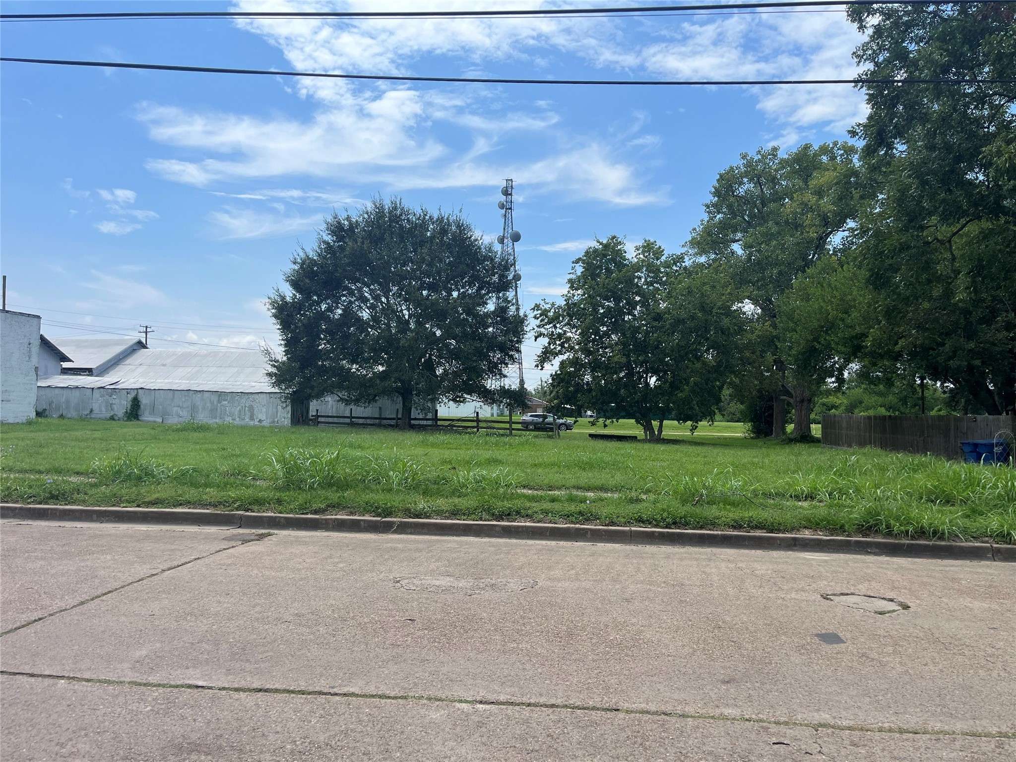 Eagle Lake, TX 78962,109 W Main ST