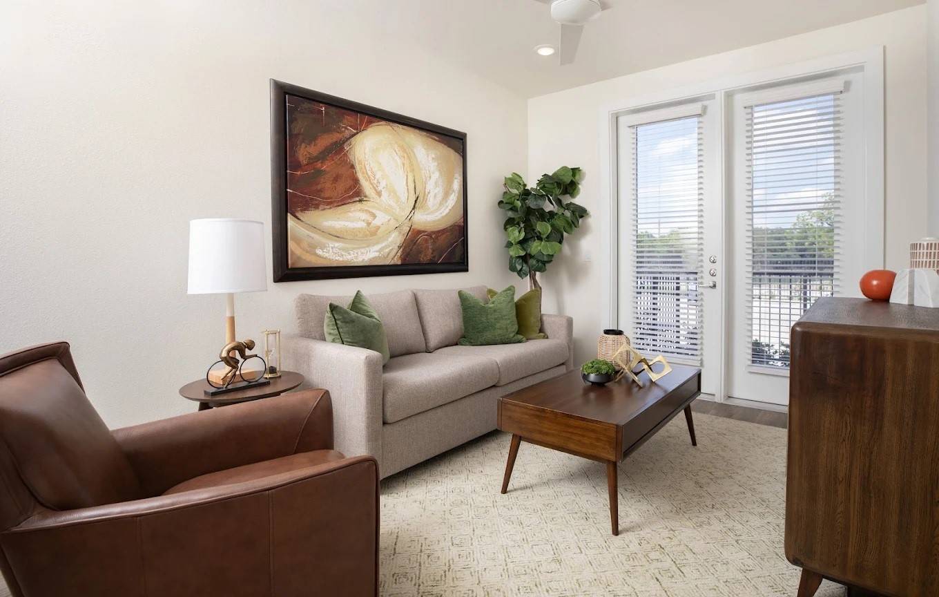 Houston, TX 77009,1690 North LOOP #250