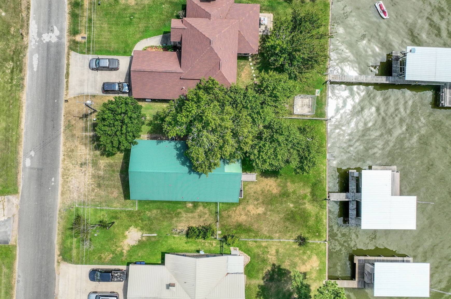 Livingston, TX 77351,295 Indian Hill BLVD