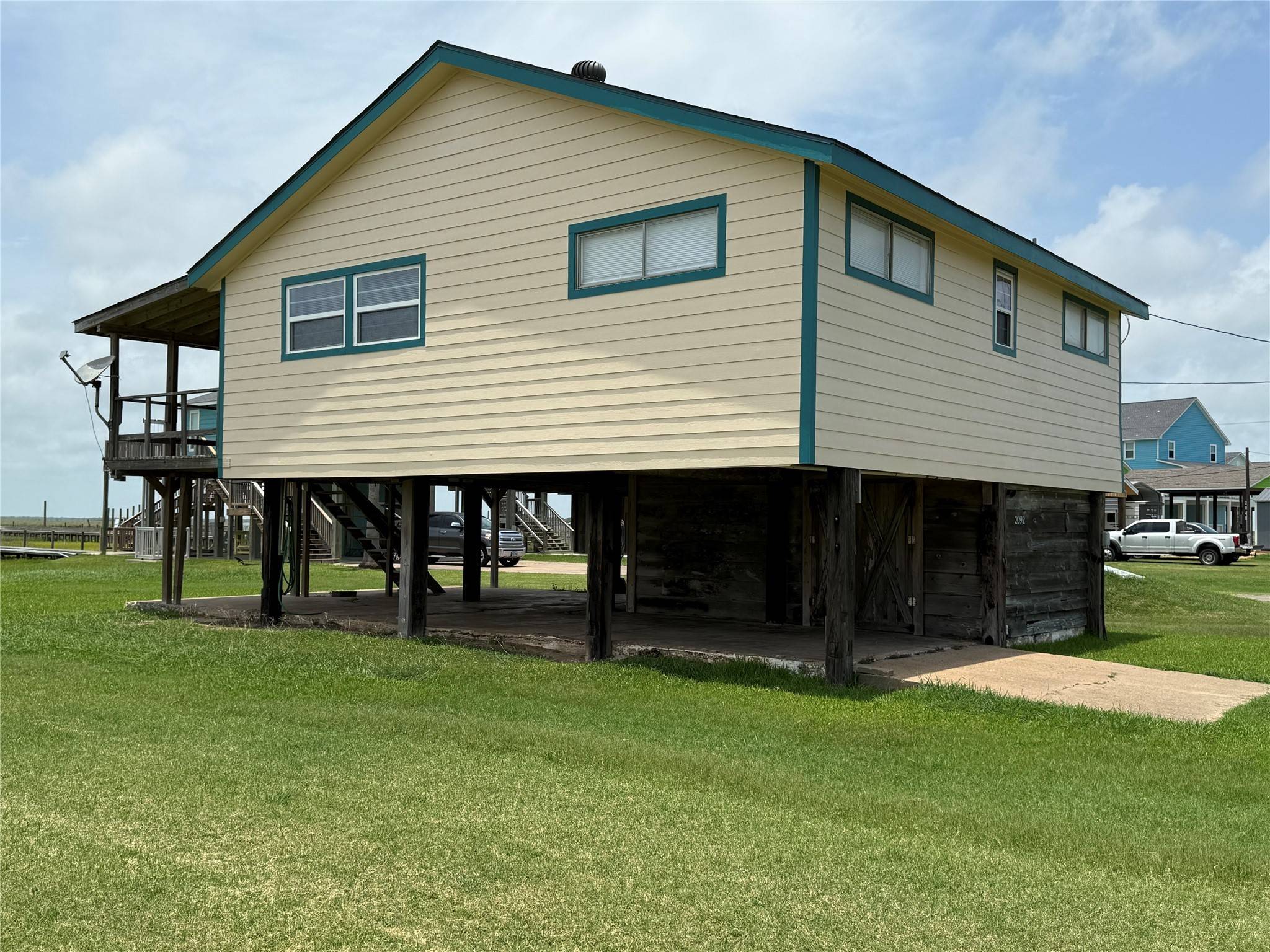 Sargent, TX 77414,2092 County Road 201