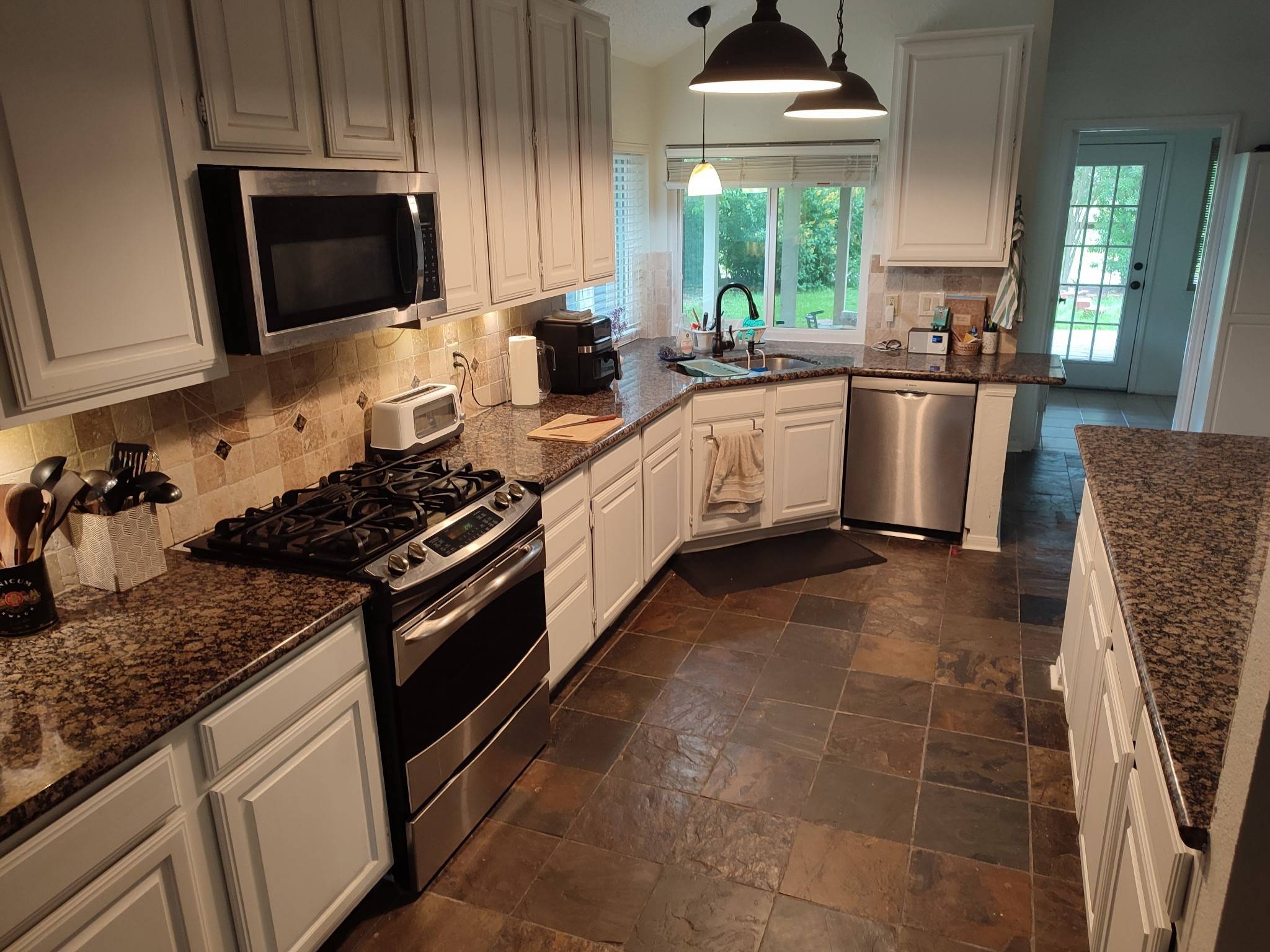 Sugar Land, TX 77479,2223 greencove lane
