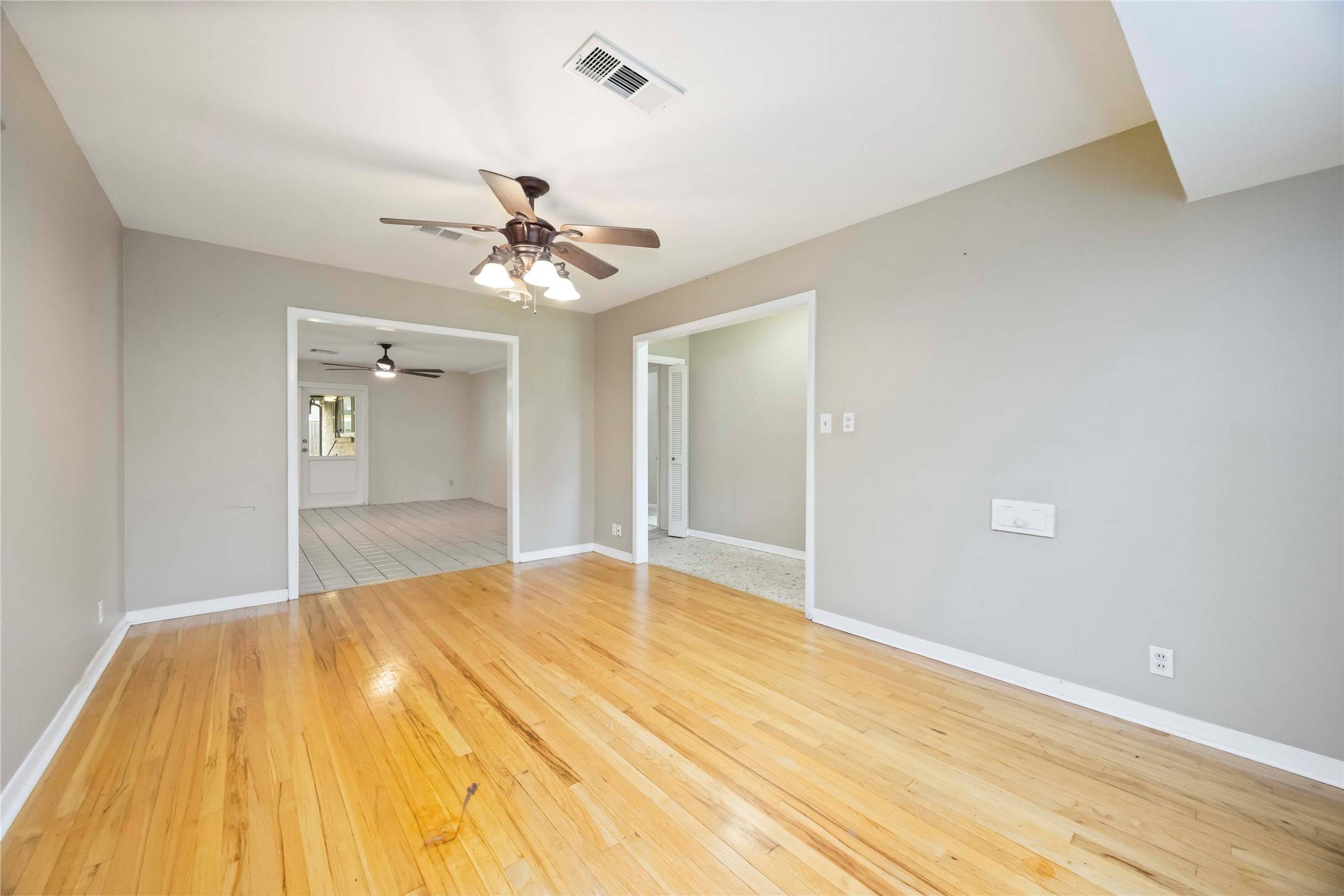 Houston, TX 77092,5506 Nina Lee LN