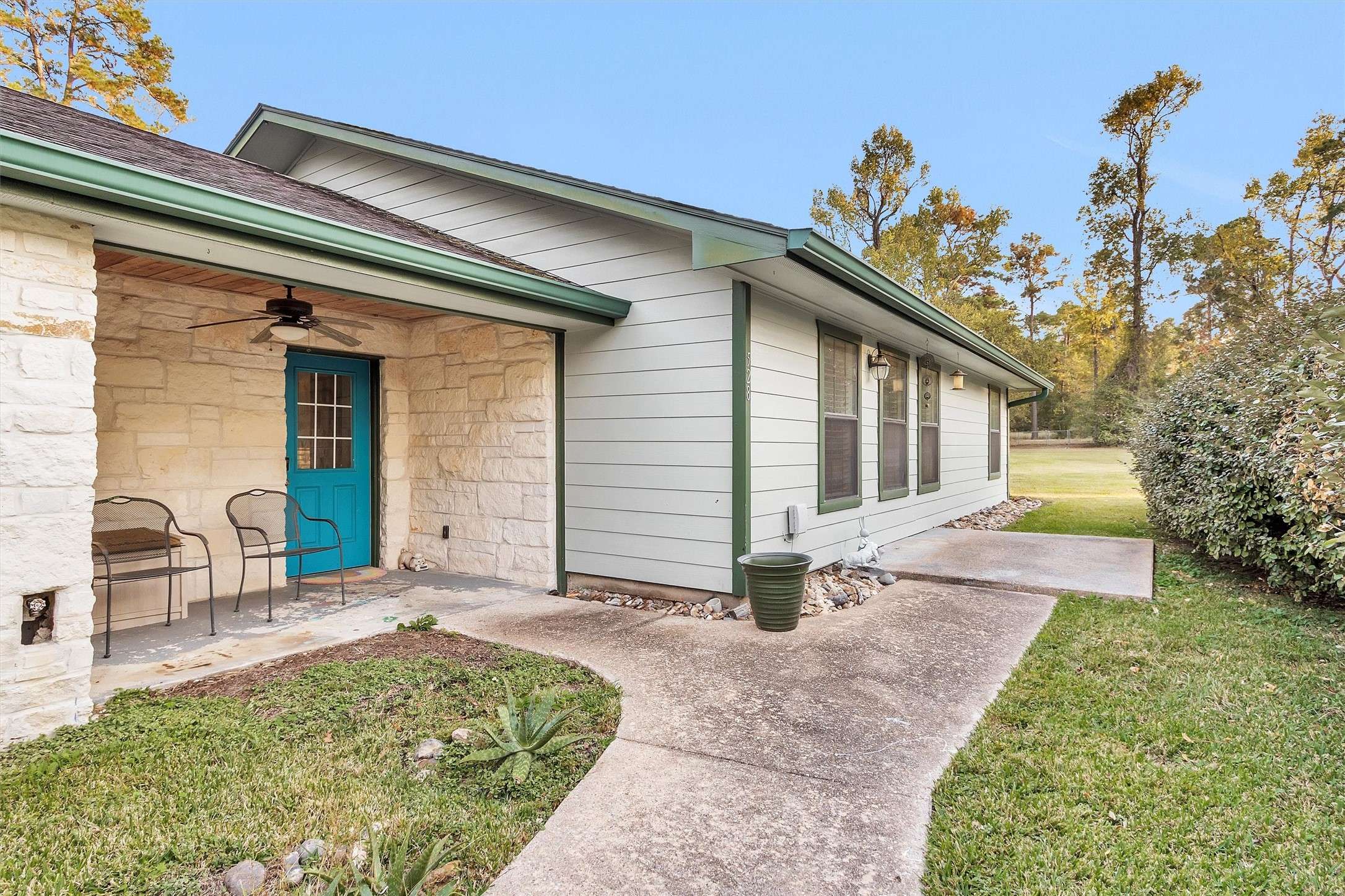 Conroe, TX 77384,528 Catfish LN