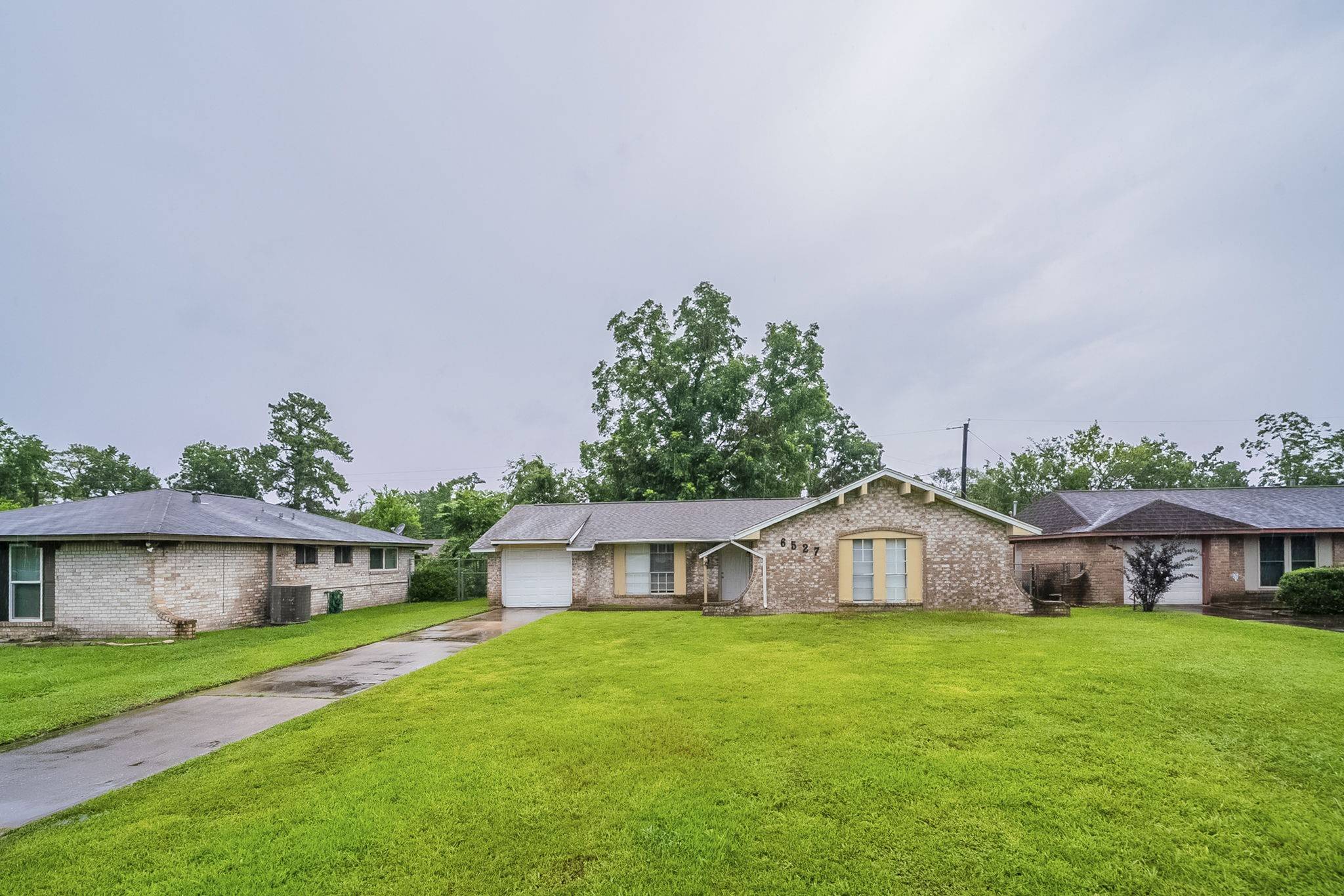 Houston, TX 77016,6527 Hopper RD