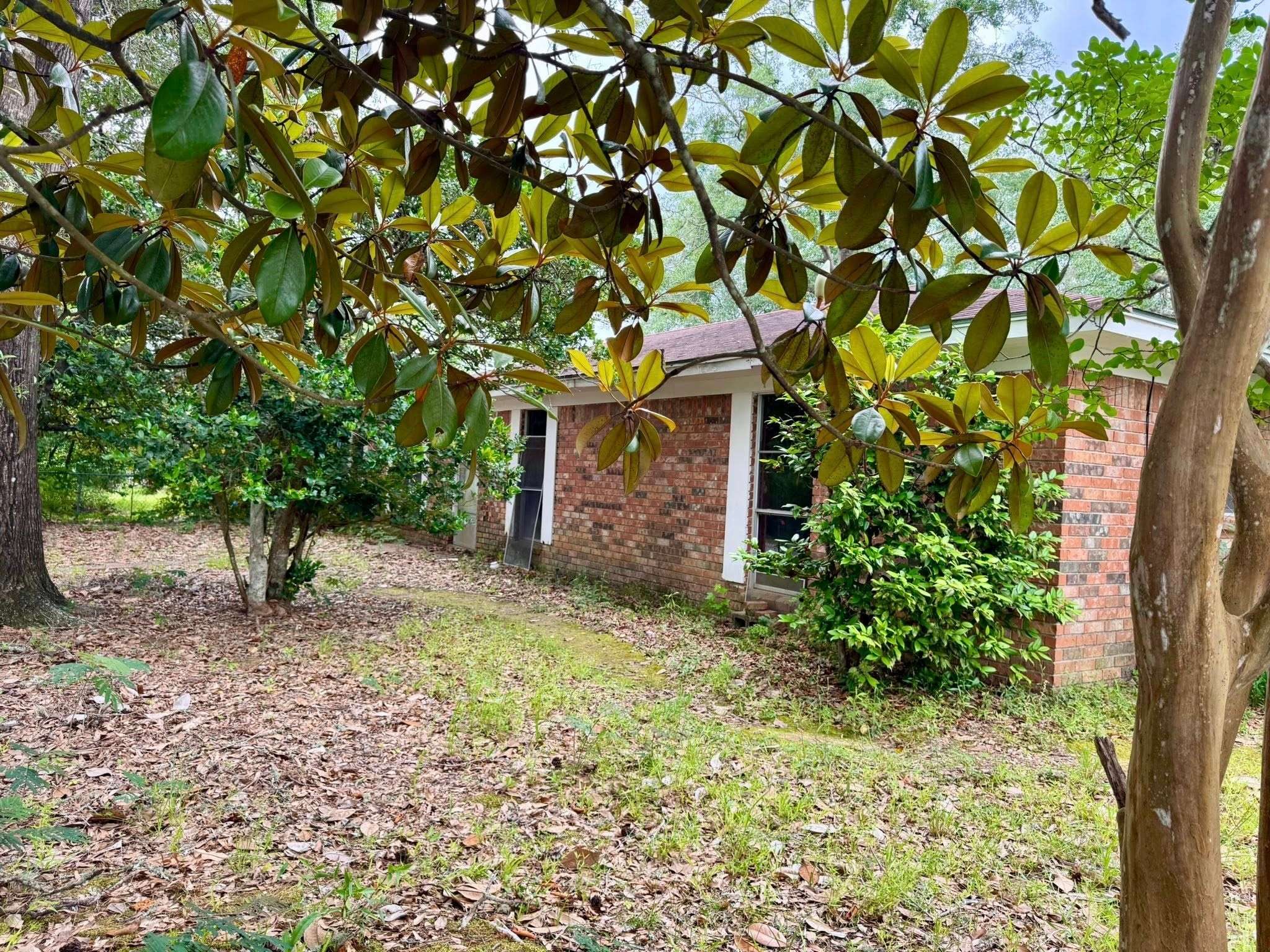Woodville, TX 75979,420 S Hyde ST
