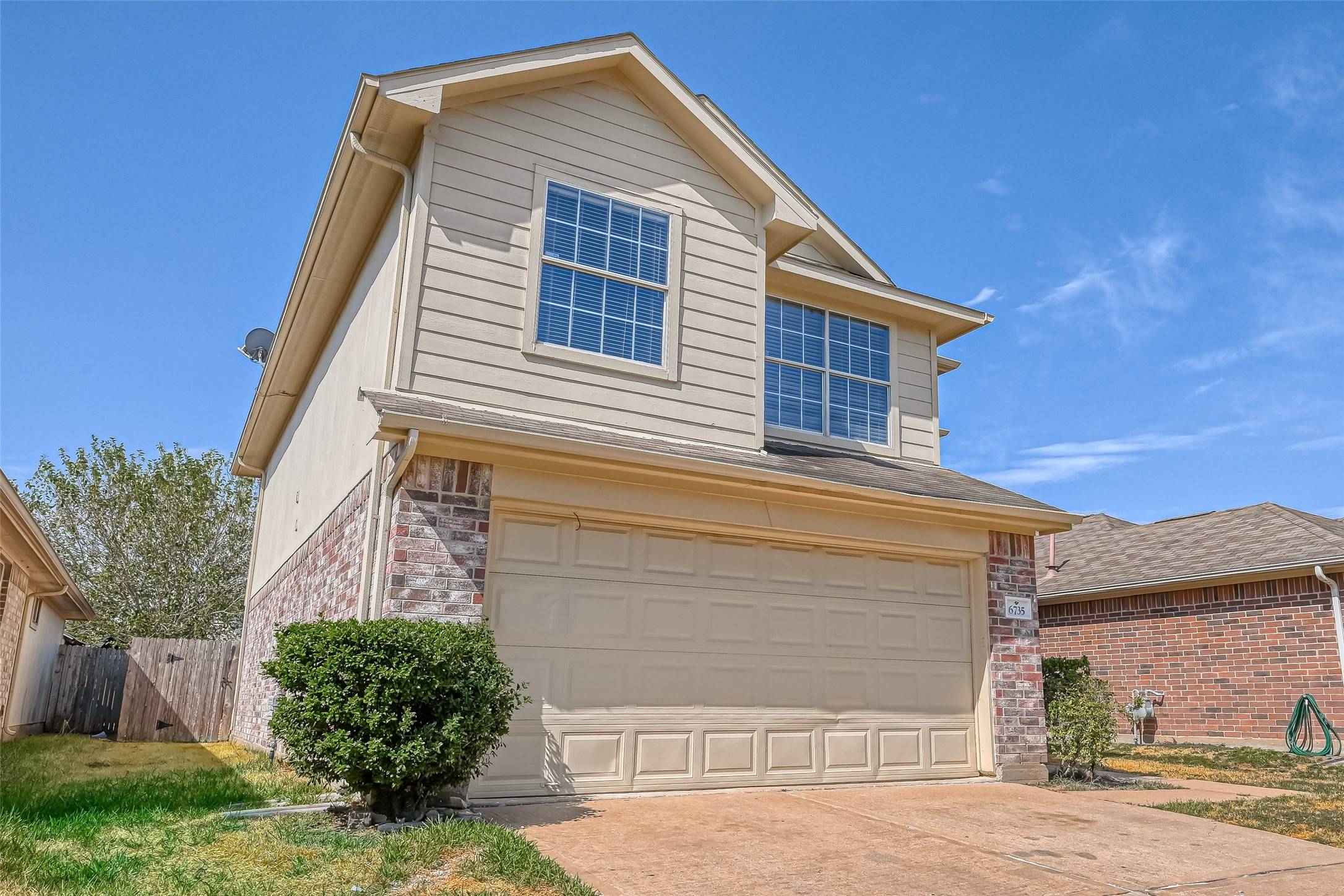 Katy, TX 77449,6735 Windy River LN