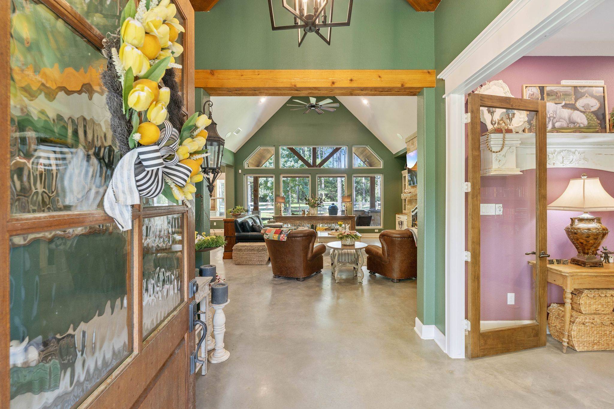 Huntsville, TX 77340,126 Fluorite CT