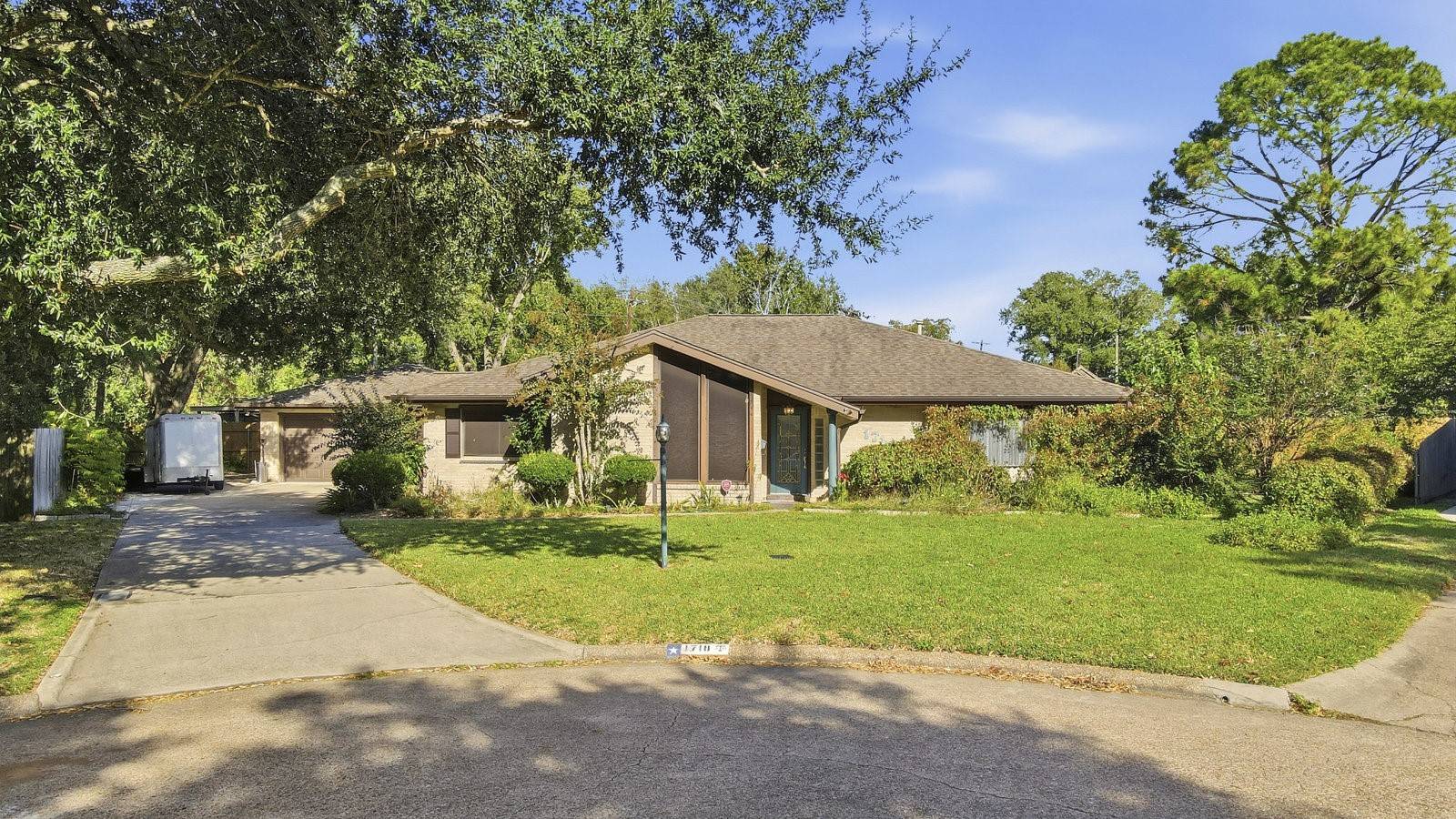 Texas City, TX 77591,1718 Fairhill CIR