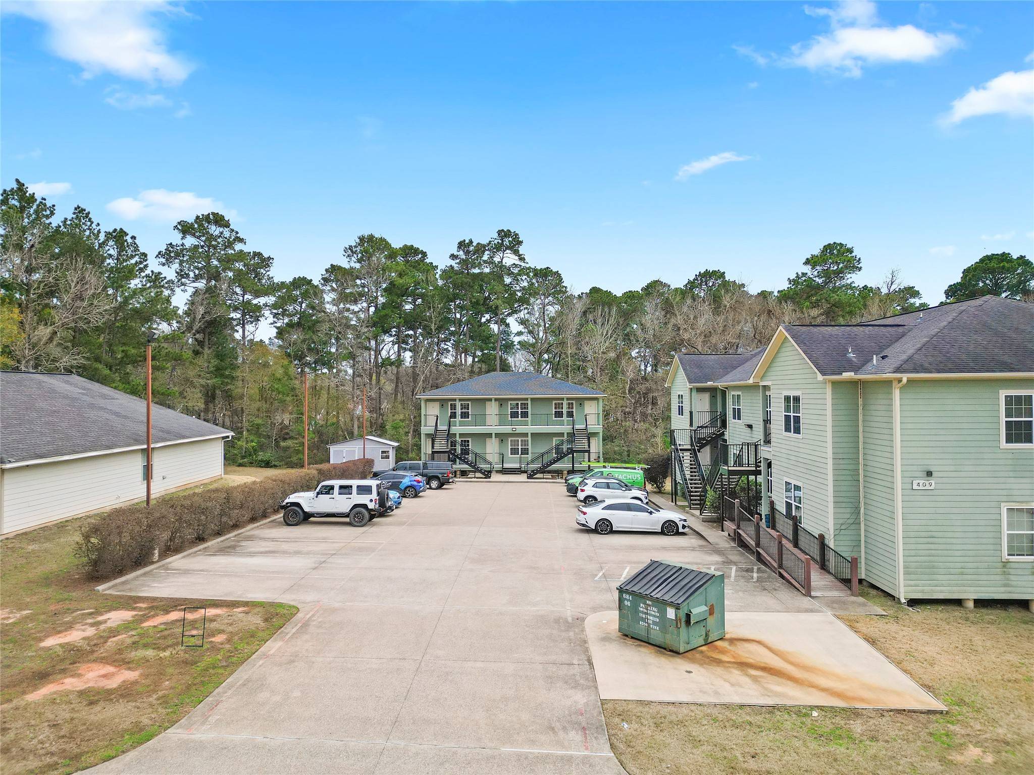 Huntsville, TX 77340,409 Beto ST