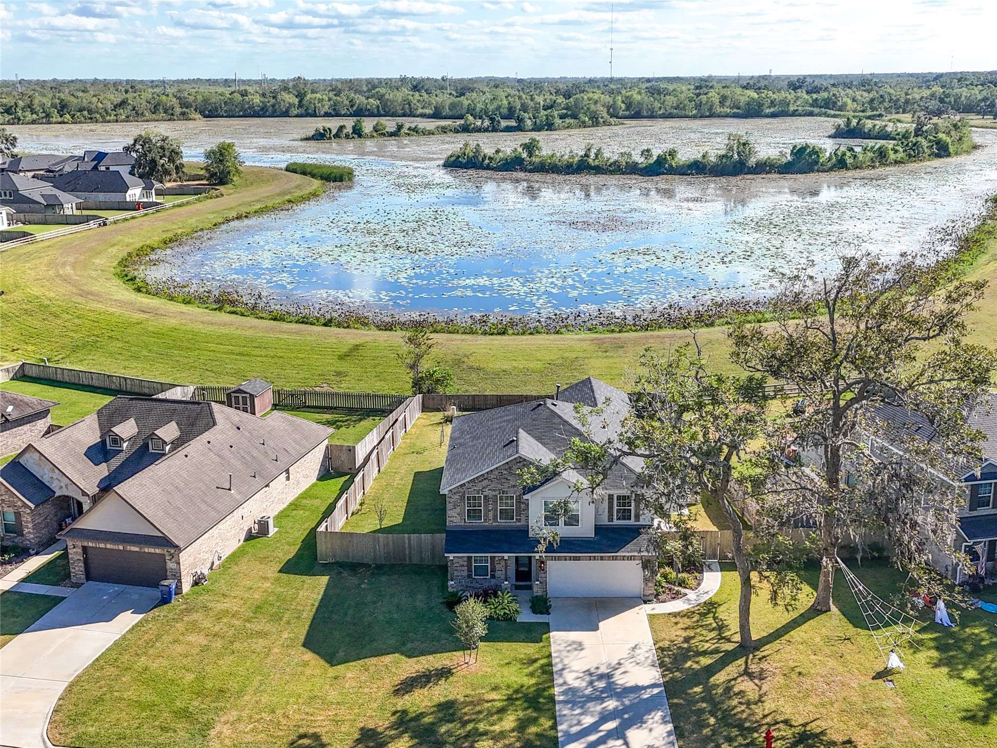 West Columbia, TX 77486,335 Twin Lakes BLVD W