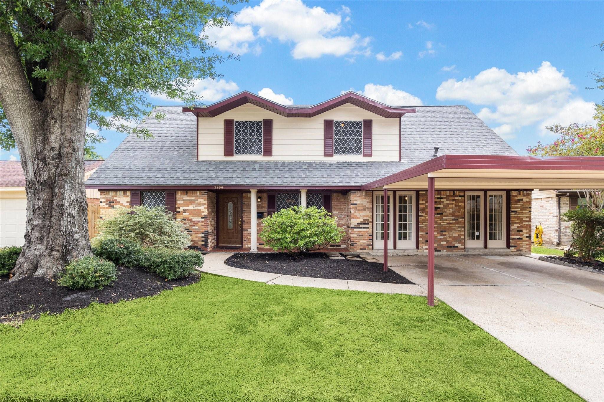 Pasadena, TX 77502,2706 Huckleberry LN