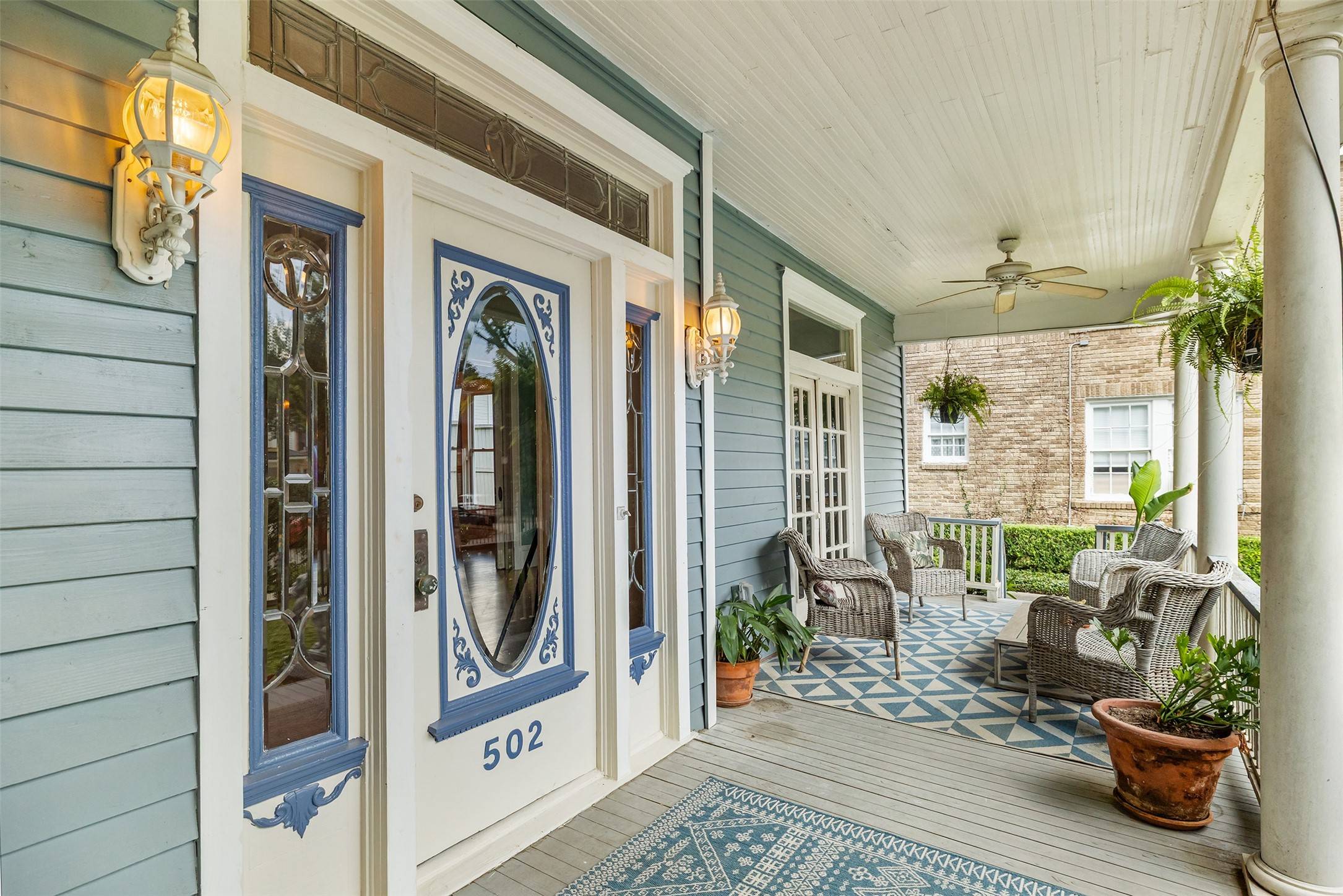 Houston, TX 77006,502 Hawthorne ST